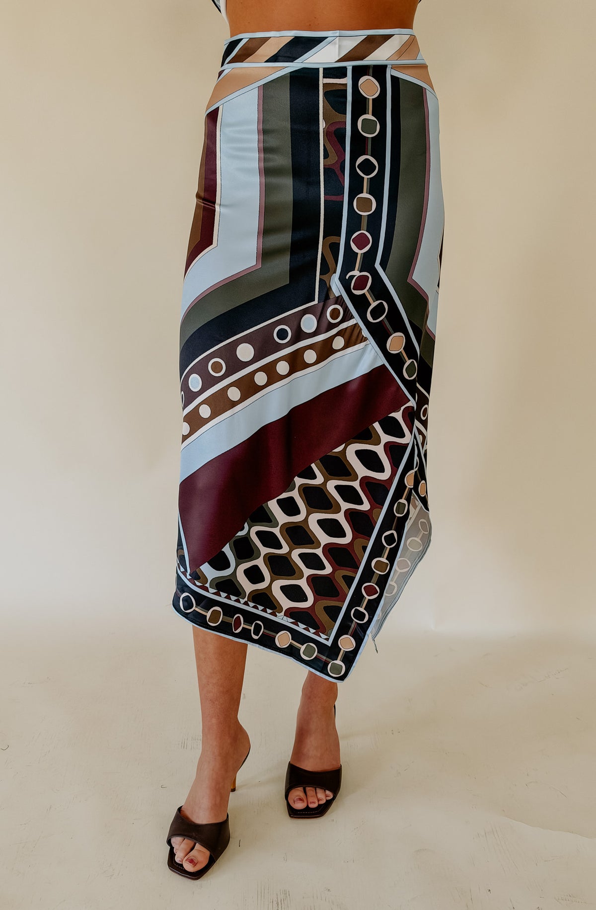 ABSTRACT GEOMETRIC HALTER SKIRT SET