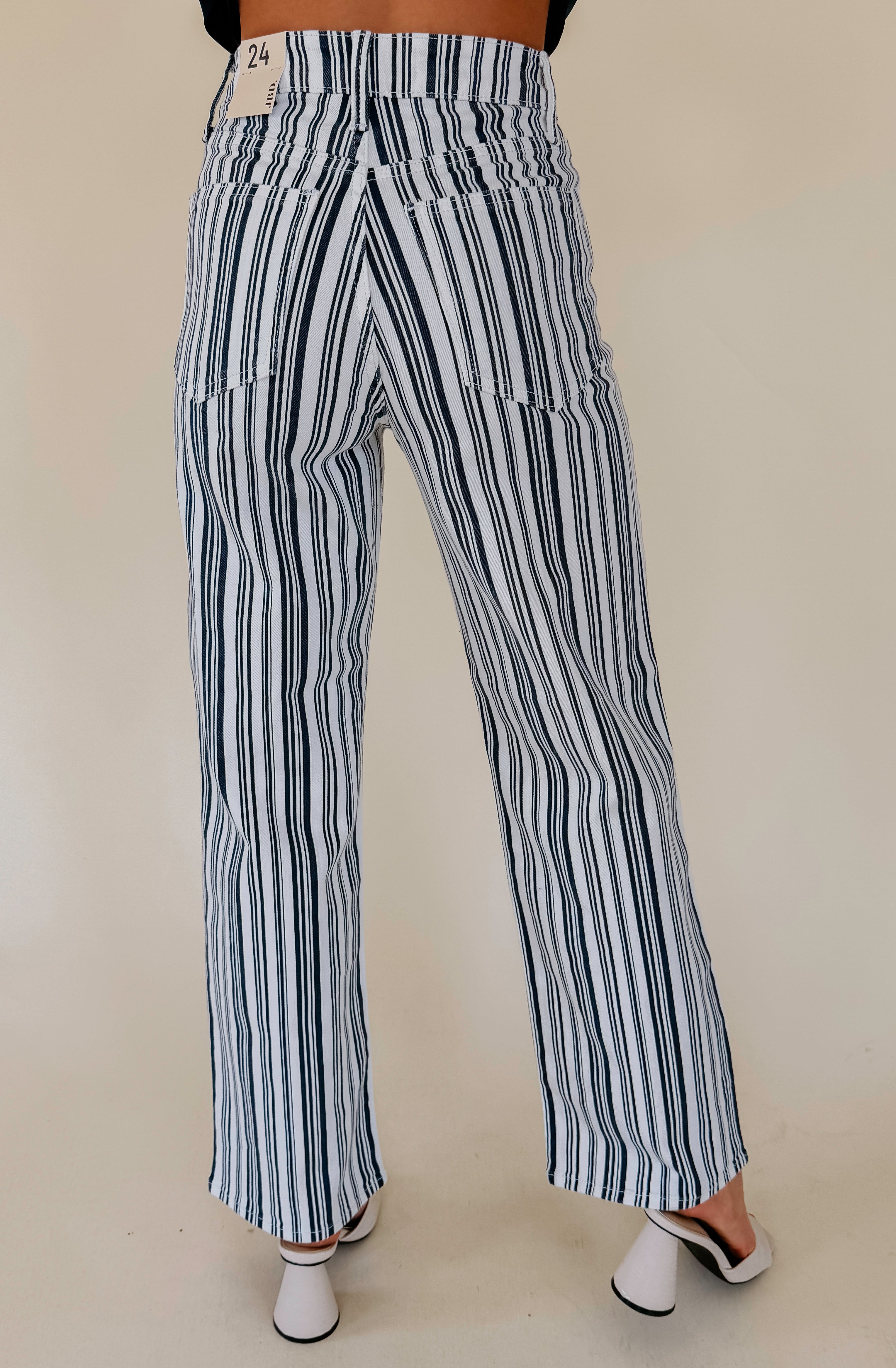 JBD HIGH RISE VINTAGE STRAIGHT