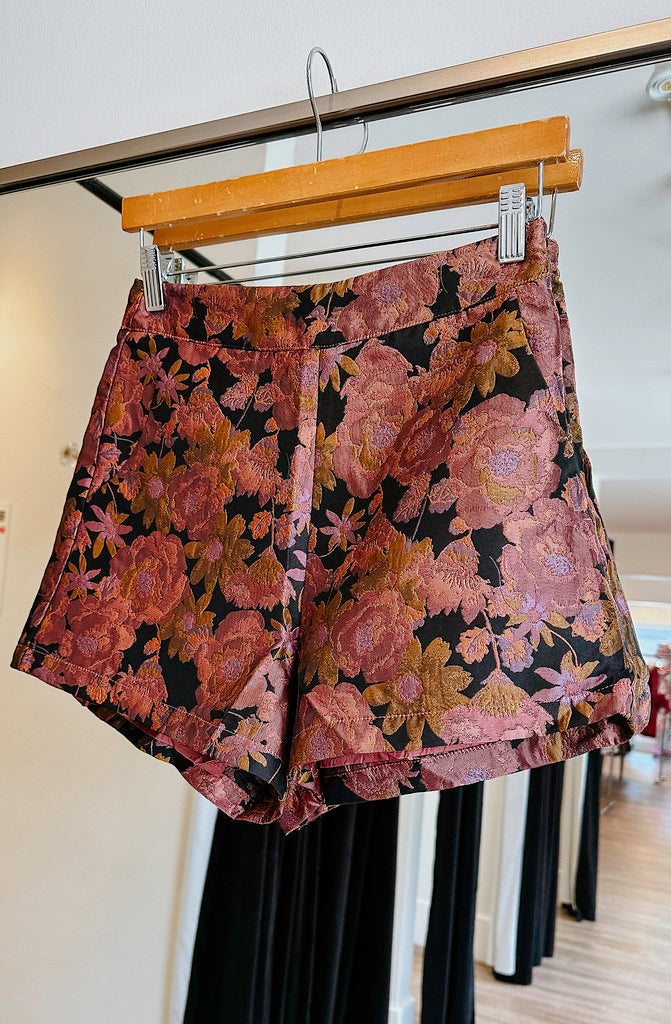 THE LYLA TAILORED SHORTS