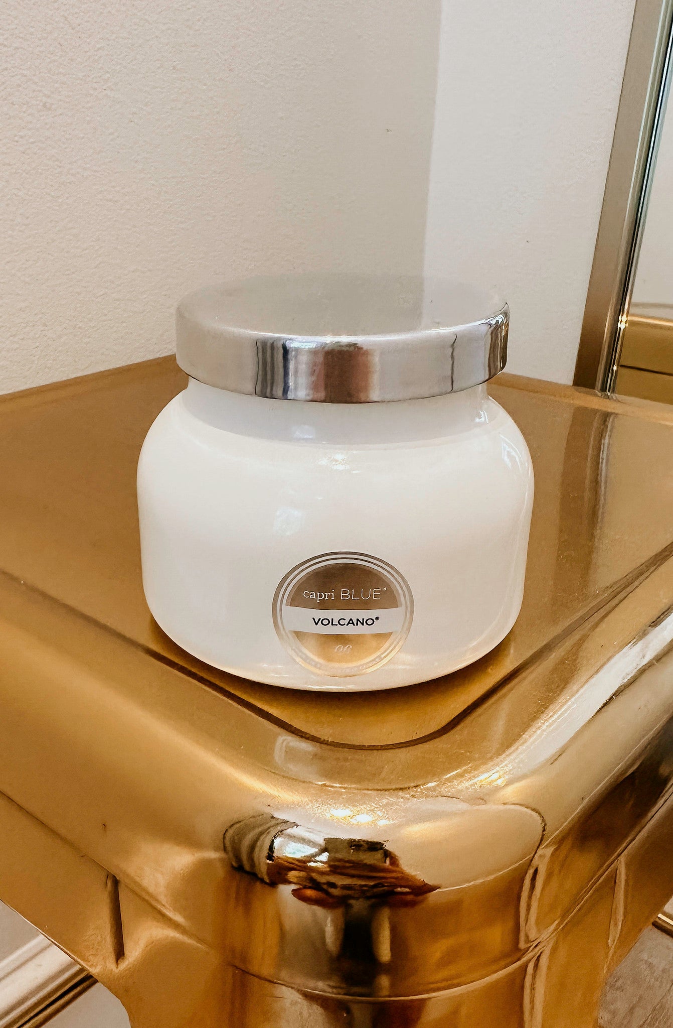 8oz WHITE PETITE JAR - VOLCANO