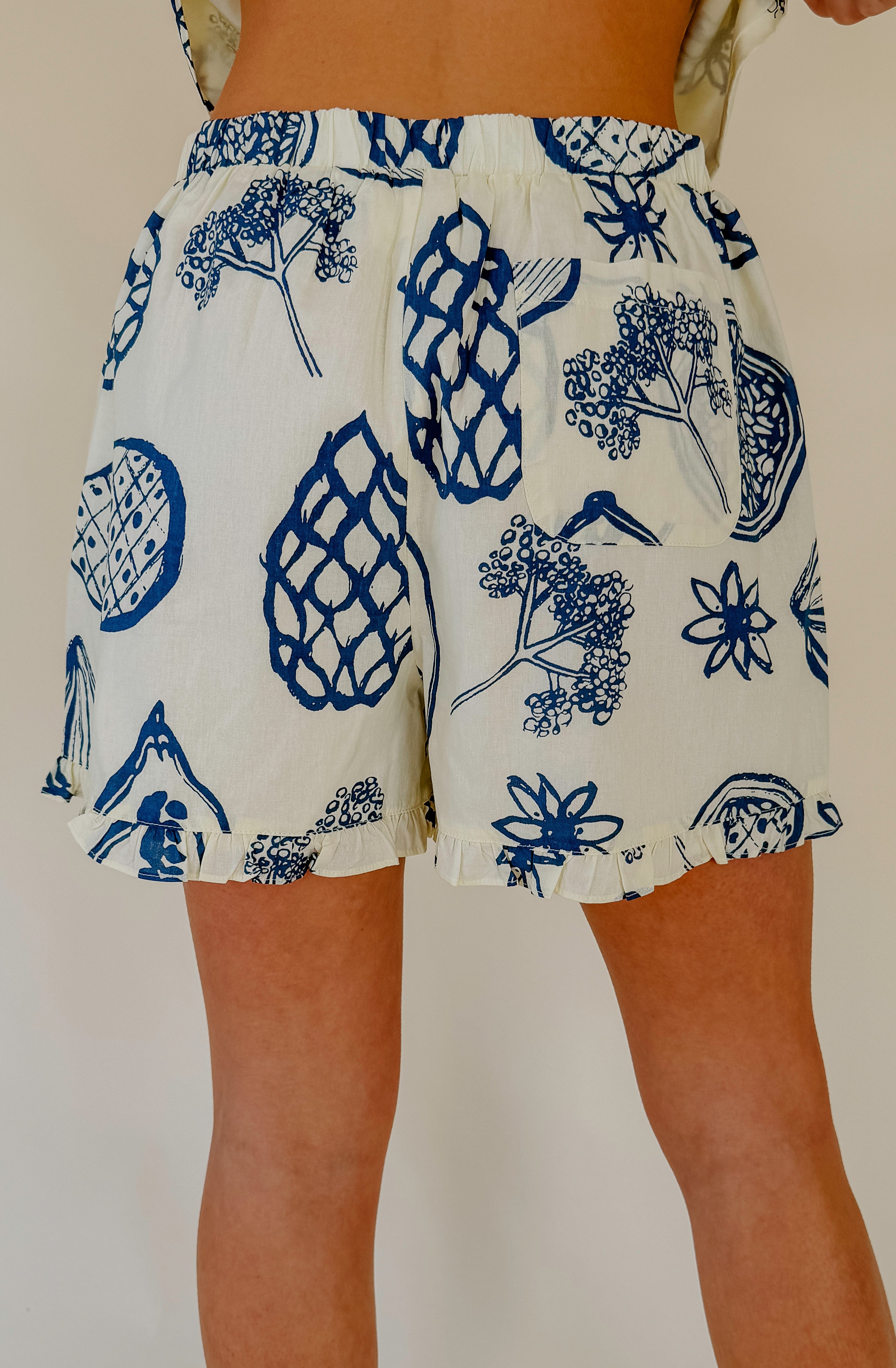 SEA YA LATER ELASTIC WAIST SHORTS