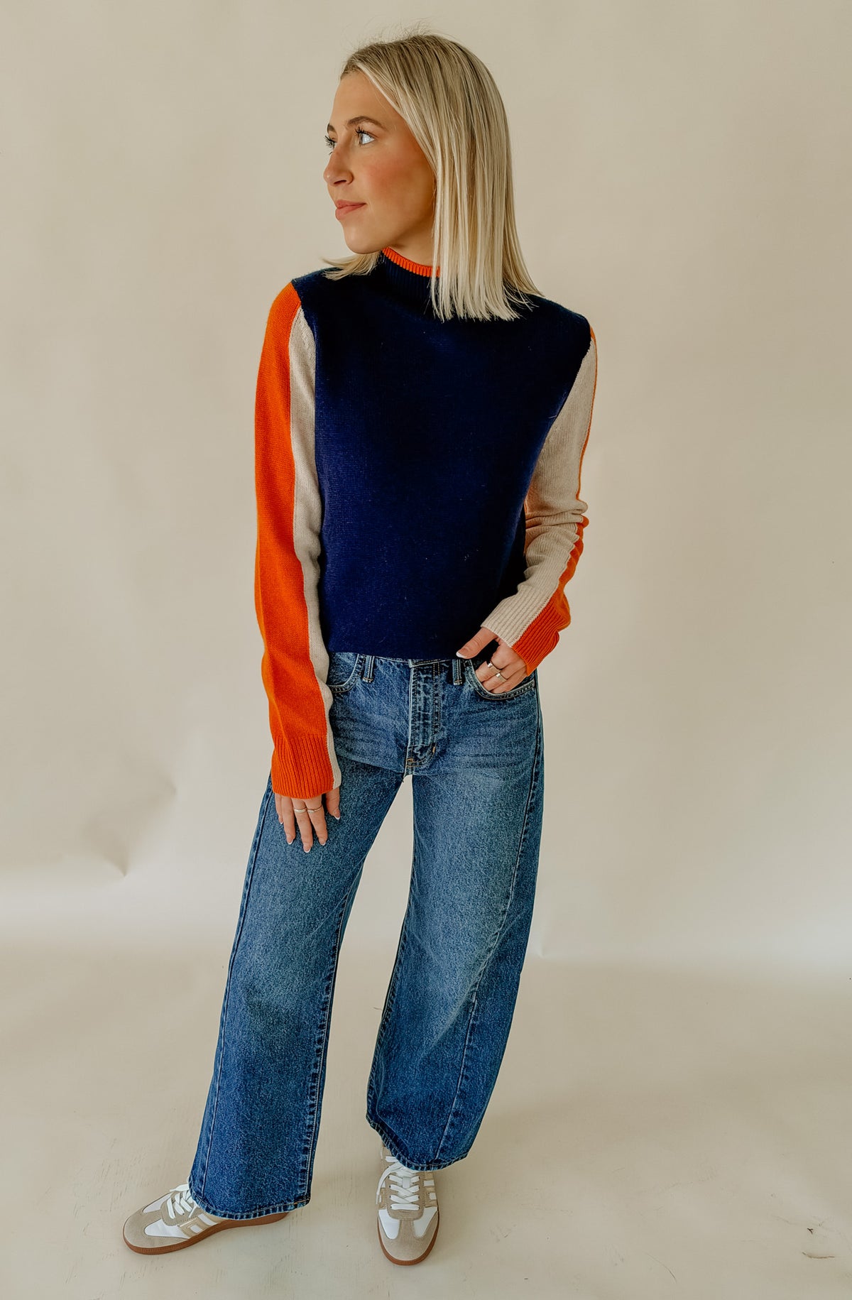 AUBURN COLOR BLOCK SWEATER