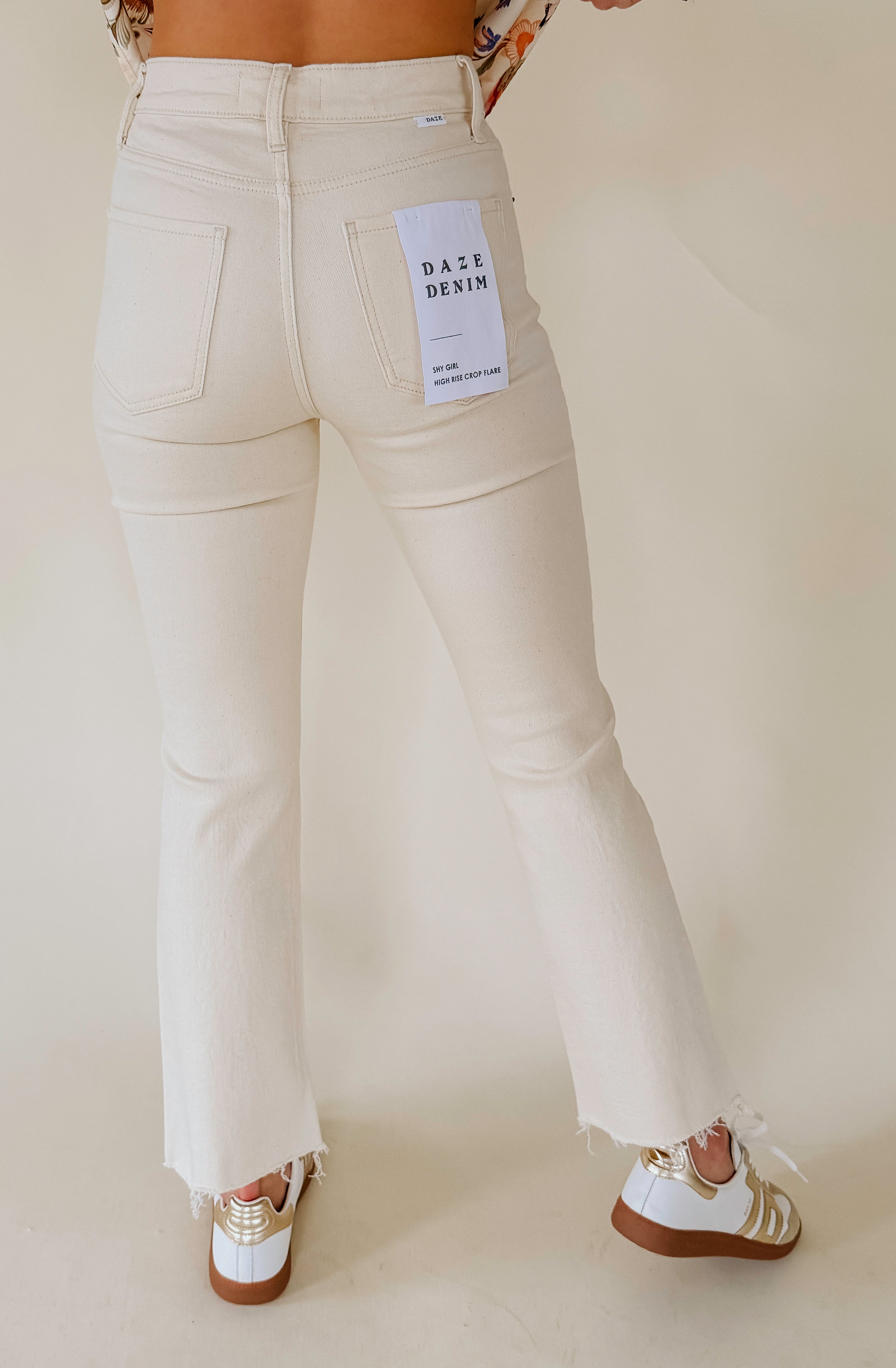 DAZE SHY GIRL DENIM IN RAW CUT