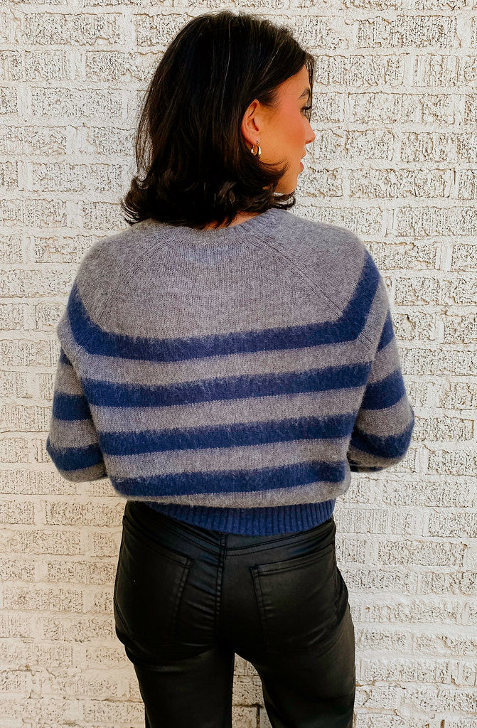 STEVE MADDEN LYON SWEATER