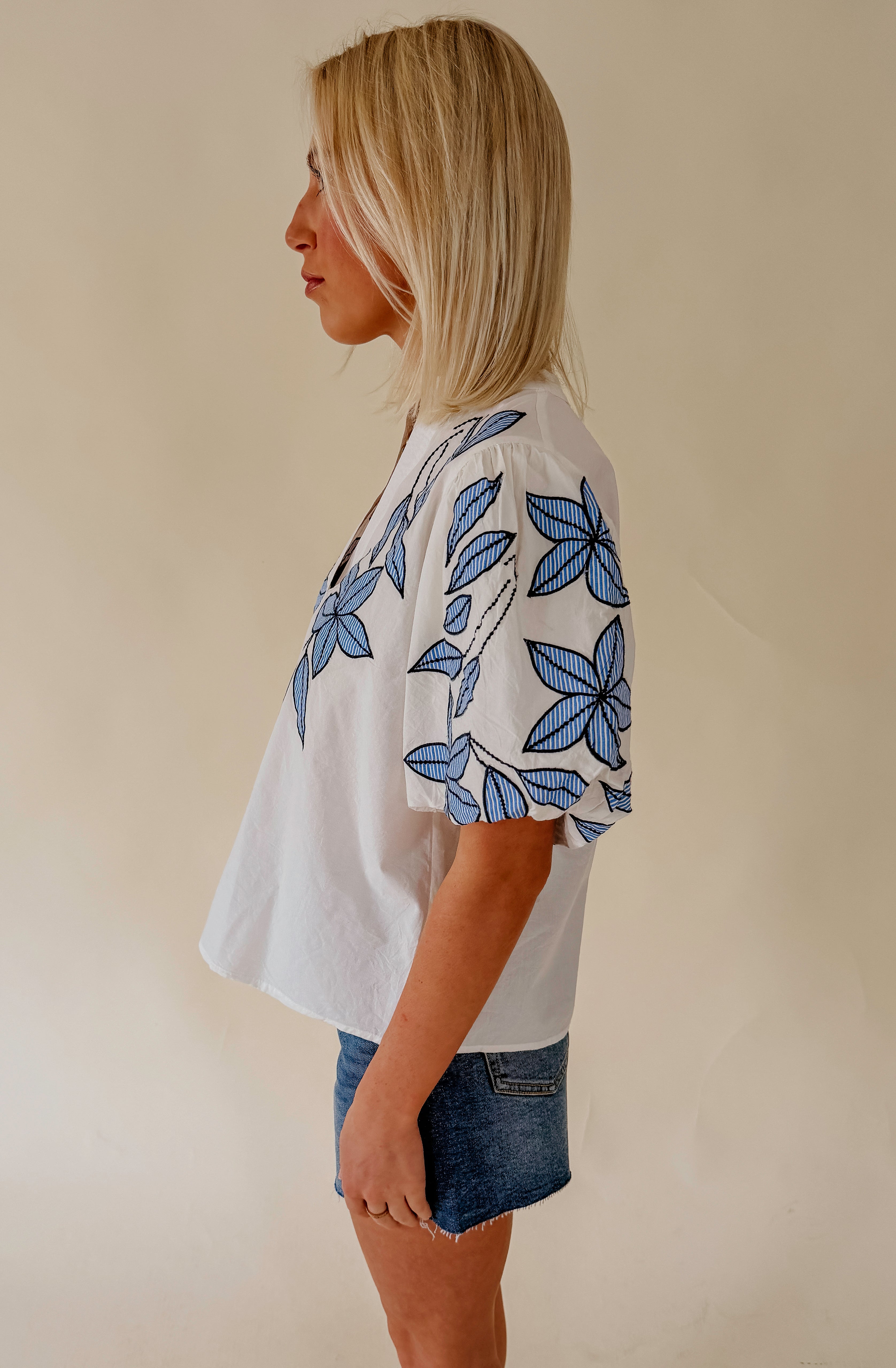 SUMMER DAYS FLORAL BLOUSE