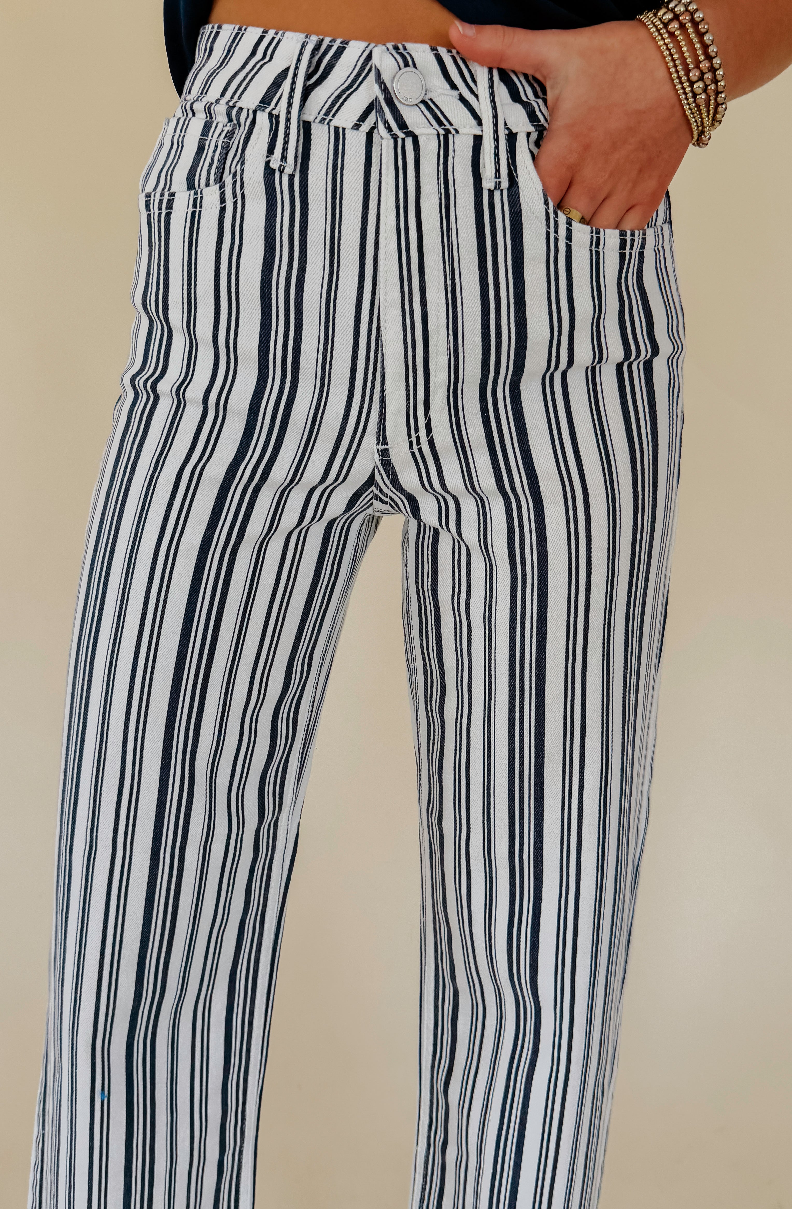 JBD HIGH RISE VINTAGE STRAIGHT