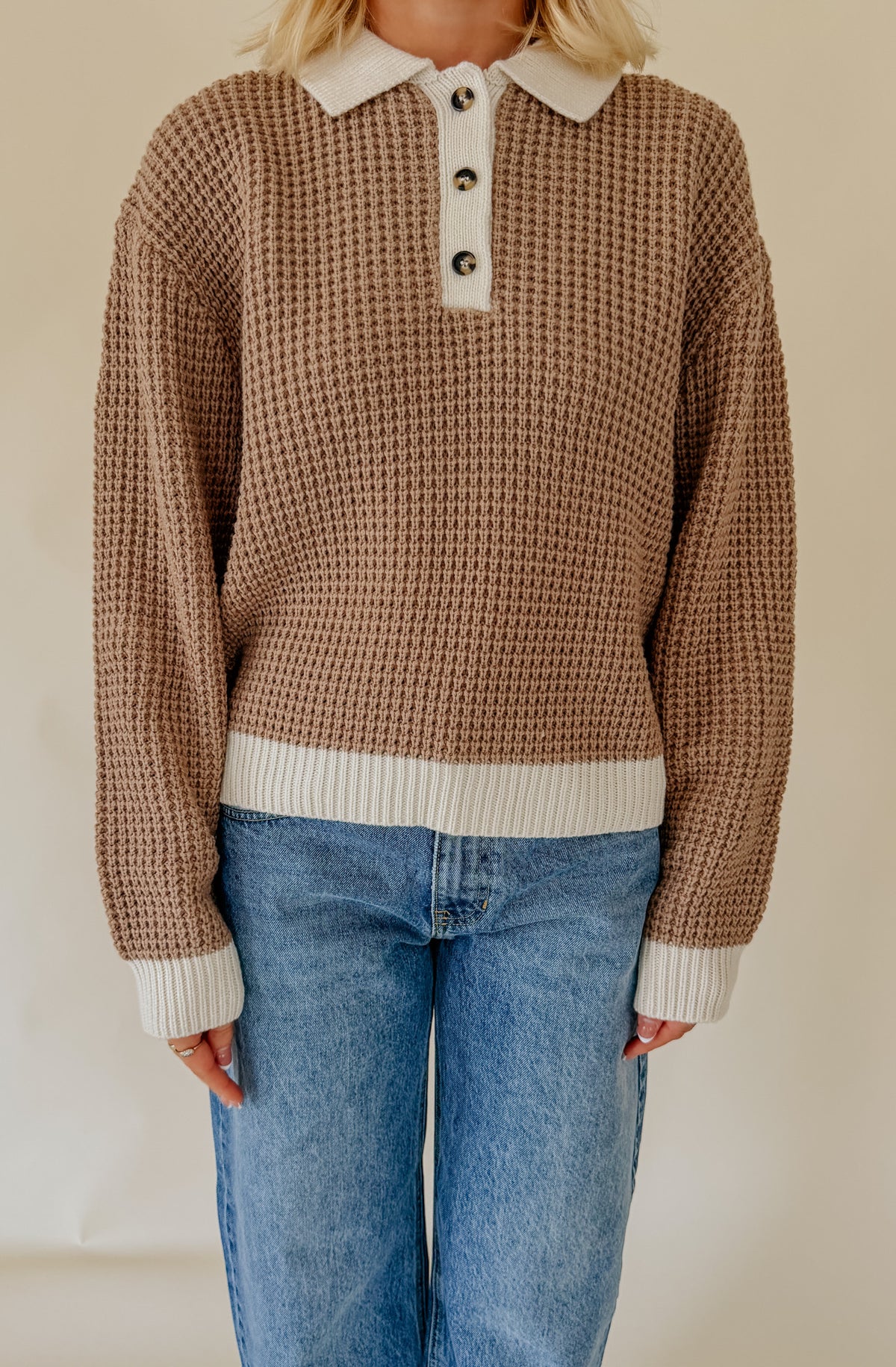 HERE ON THE REGULAR COLLARED SWEATER