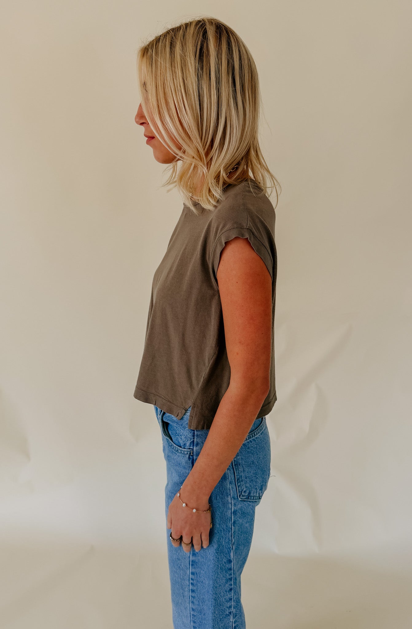 Z SUPPLY FLEX SLEEVELESS TEE