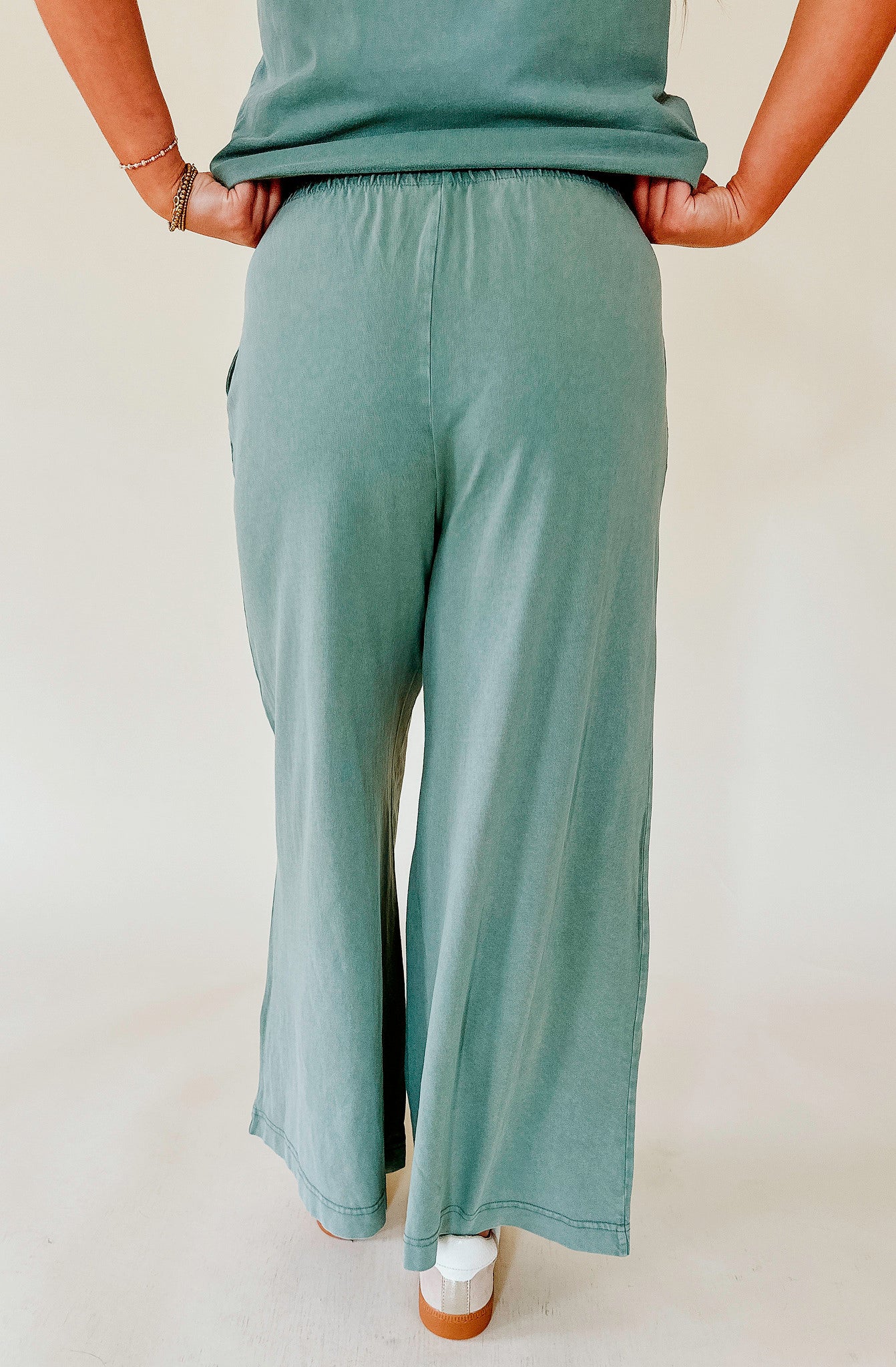 Z SUPPLY SCOUT JERSEY FLARE PANT