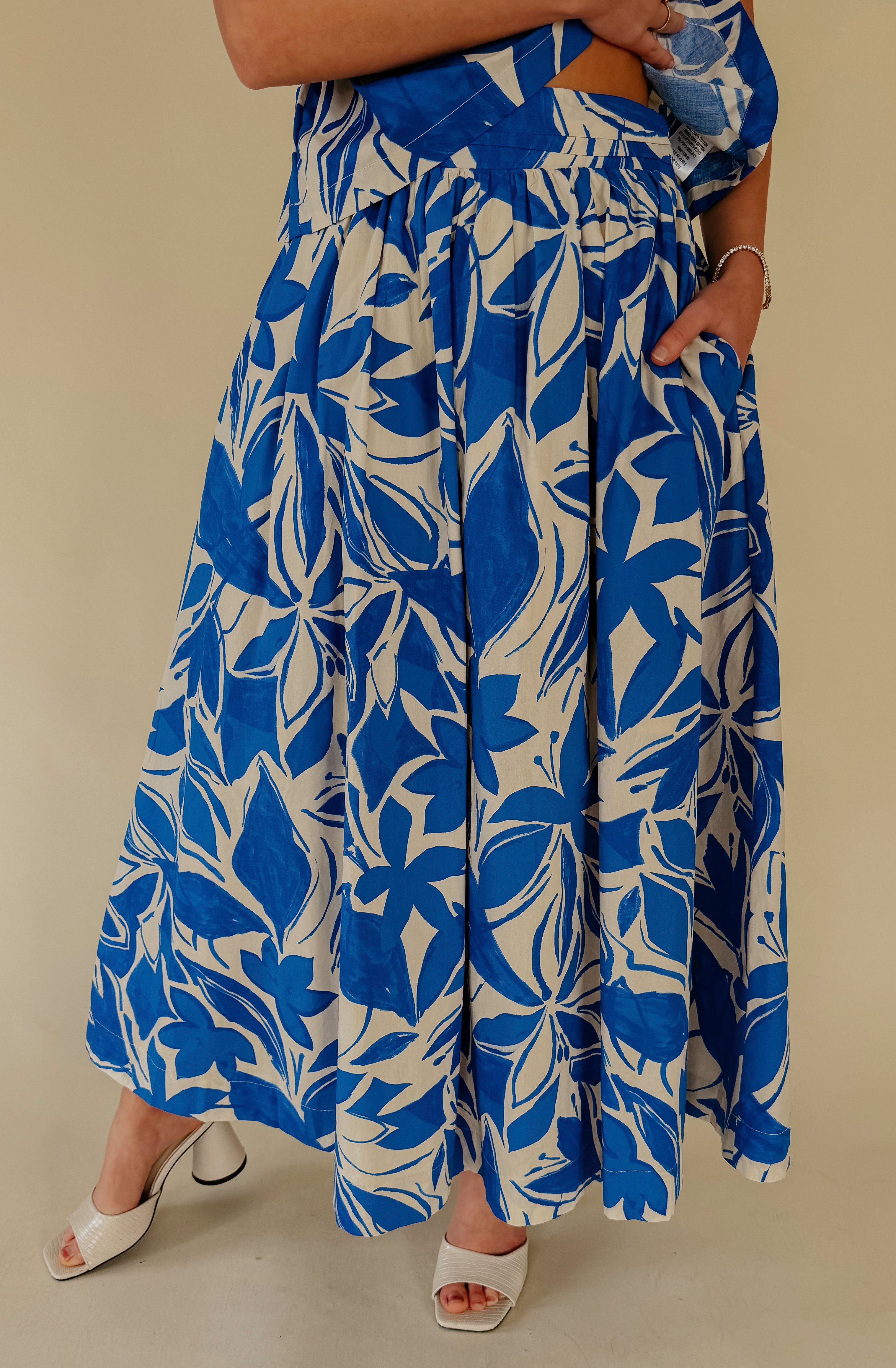 DO NOT DISTURB MIDI SKIRT