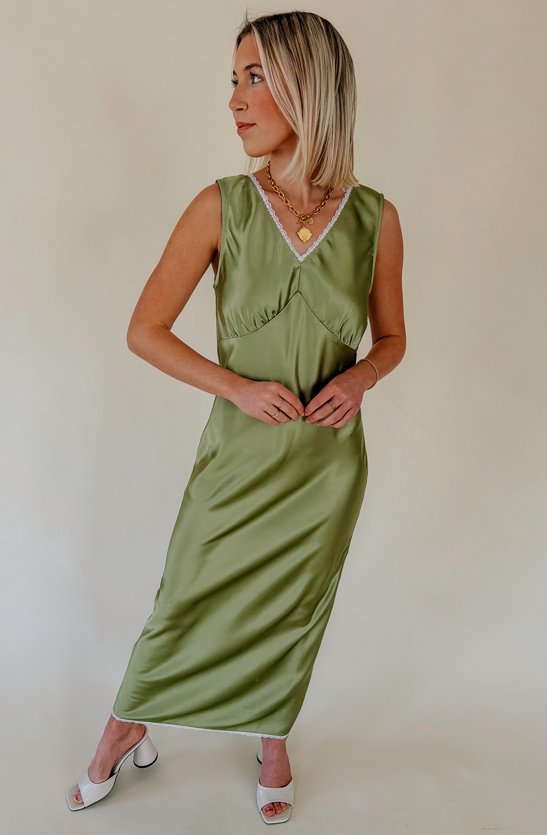 THE VICTORIA MIDI DRESS