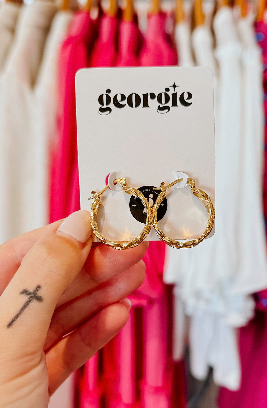 GEORGIE CHLOE LINKED HOOPS