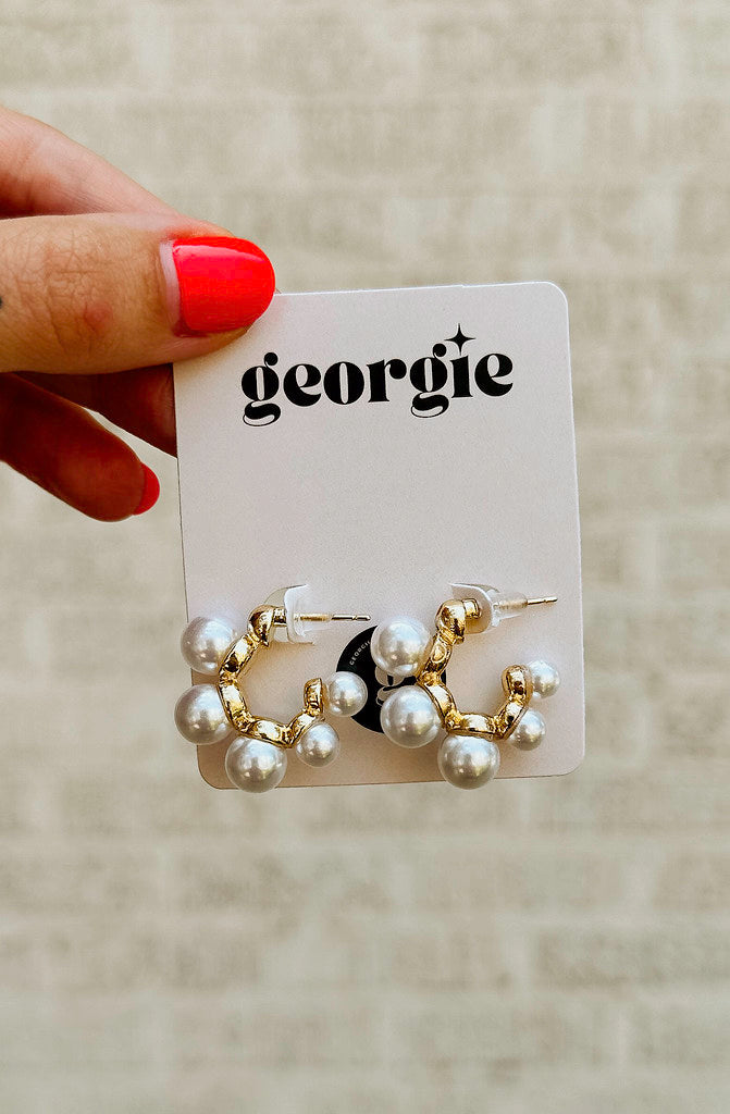 GEORGIE NORA MULTI PEARL HOOP