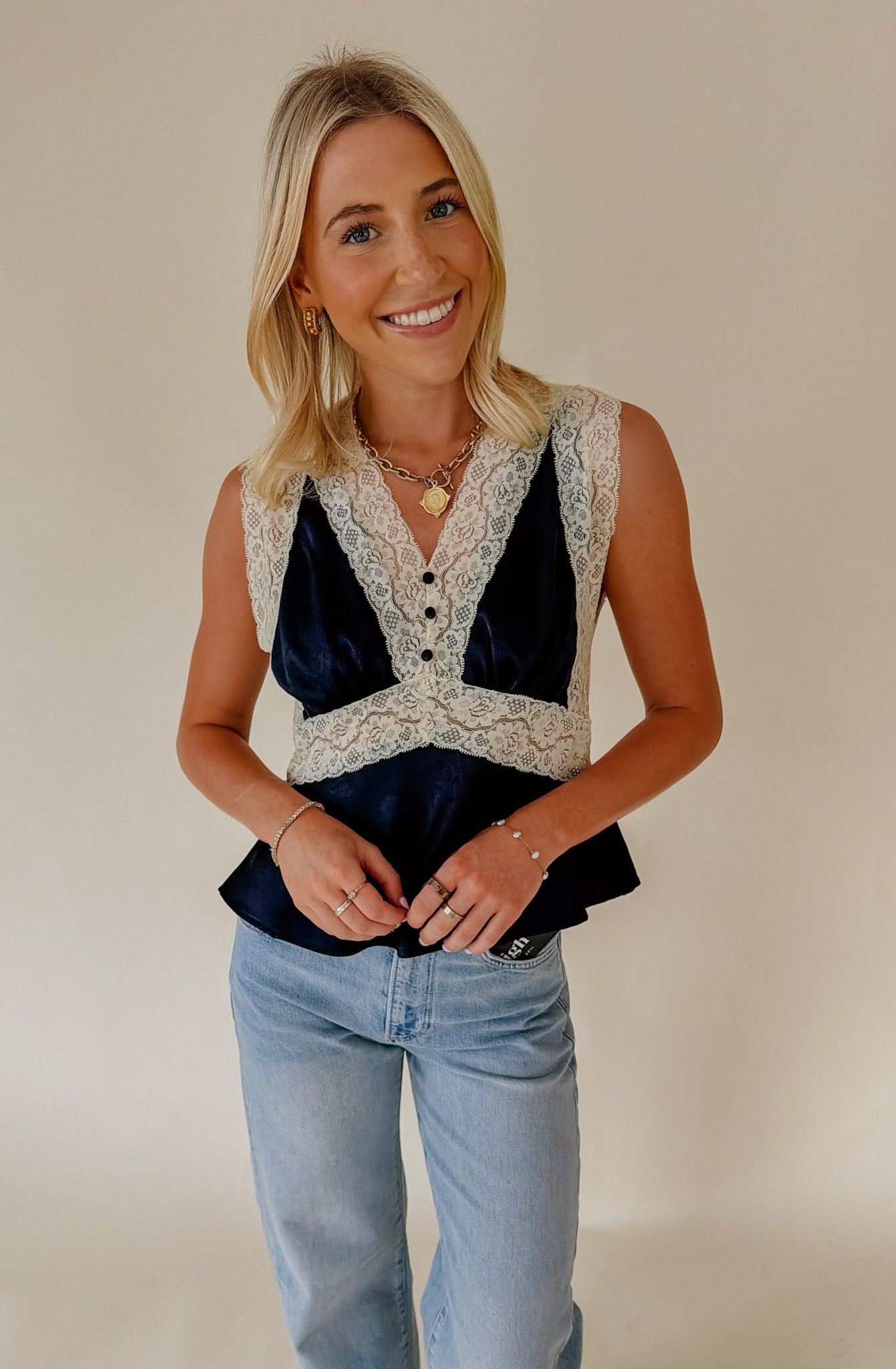 STEVE MADDEN ELINOR TOP