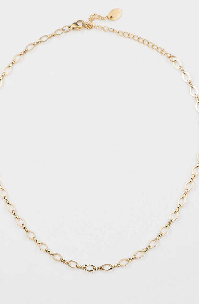 BRENDA GRANDS DAINTY OVAL CHOKER