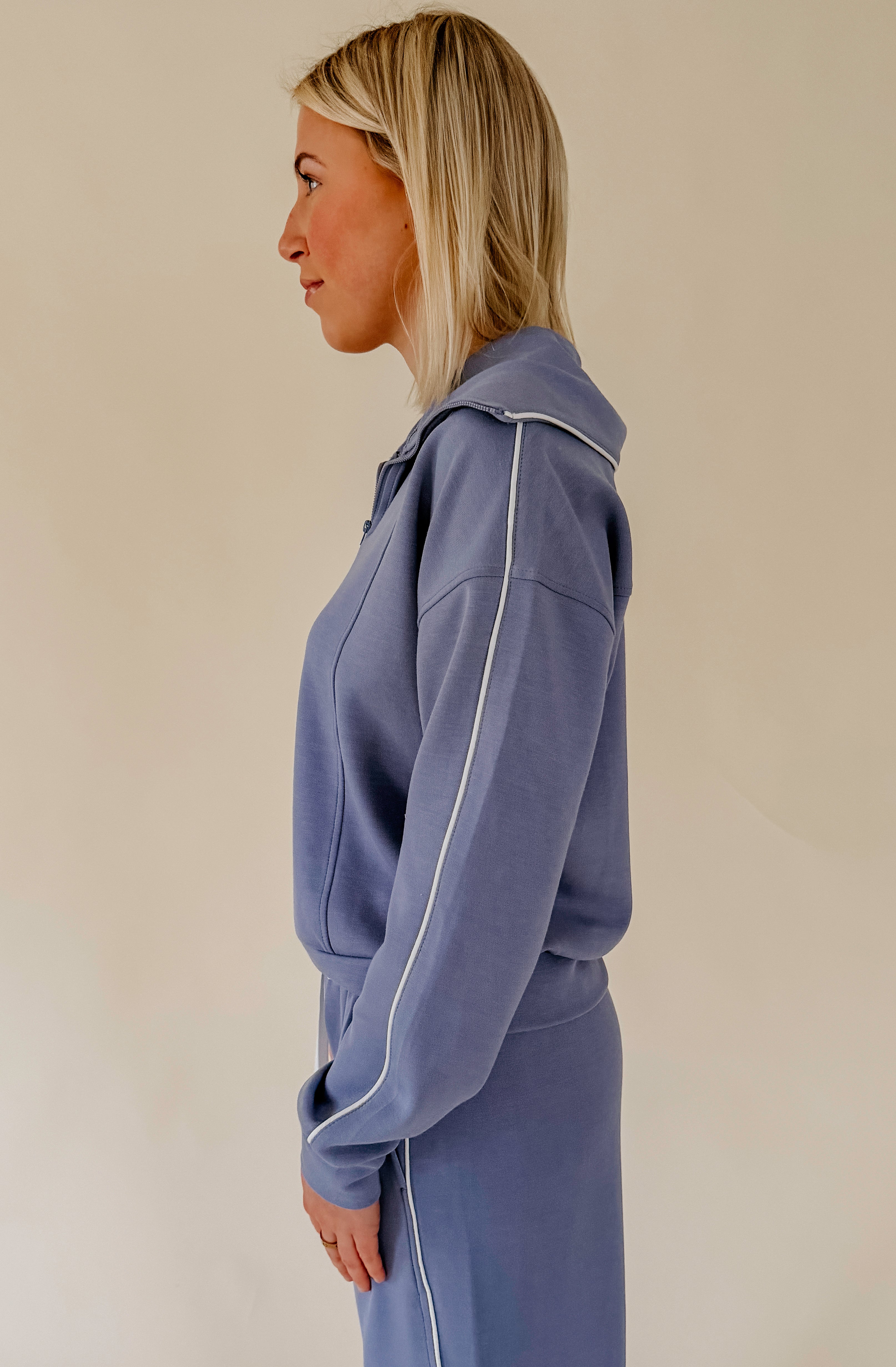 THREAD & SUPPLY REGALIA PULLOVER