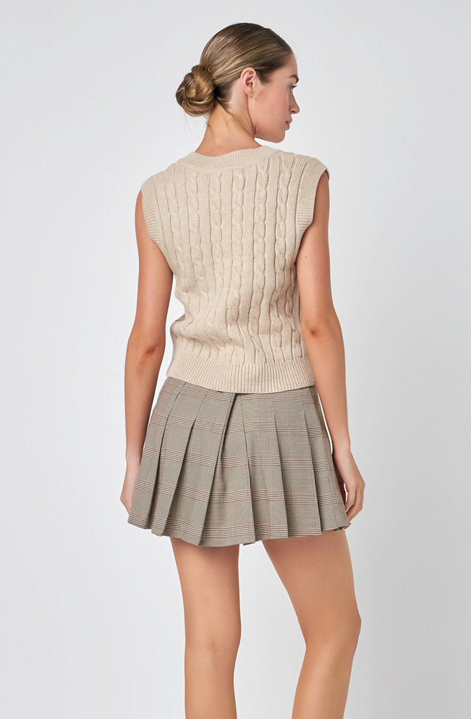 GETAWAY CABLE KNIT SWEATER VEST