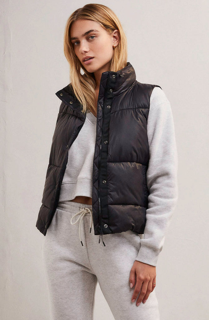 Womens black puffer 2025 vest with fur hood