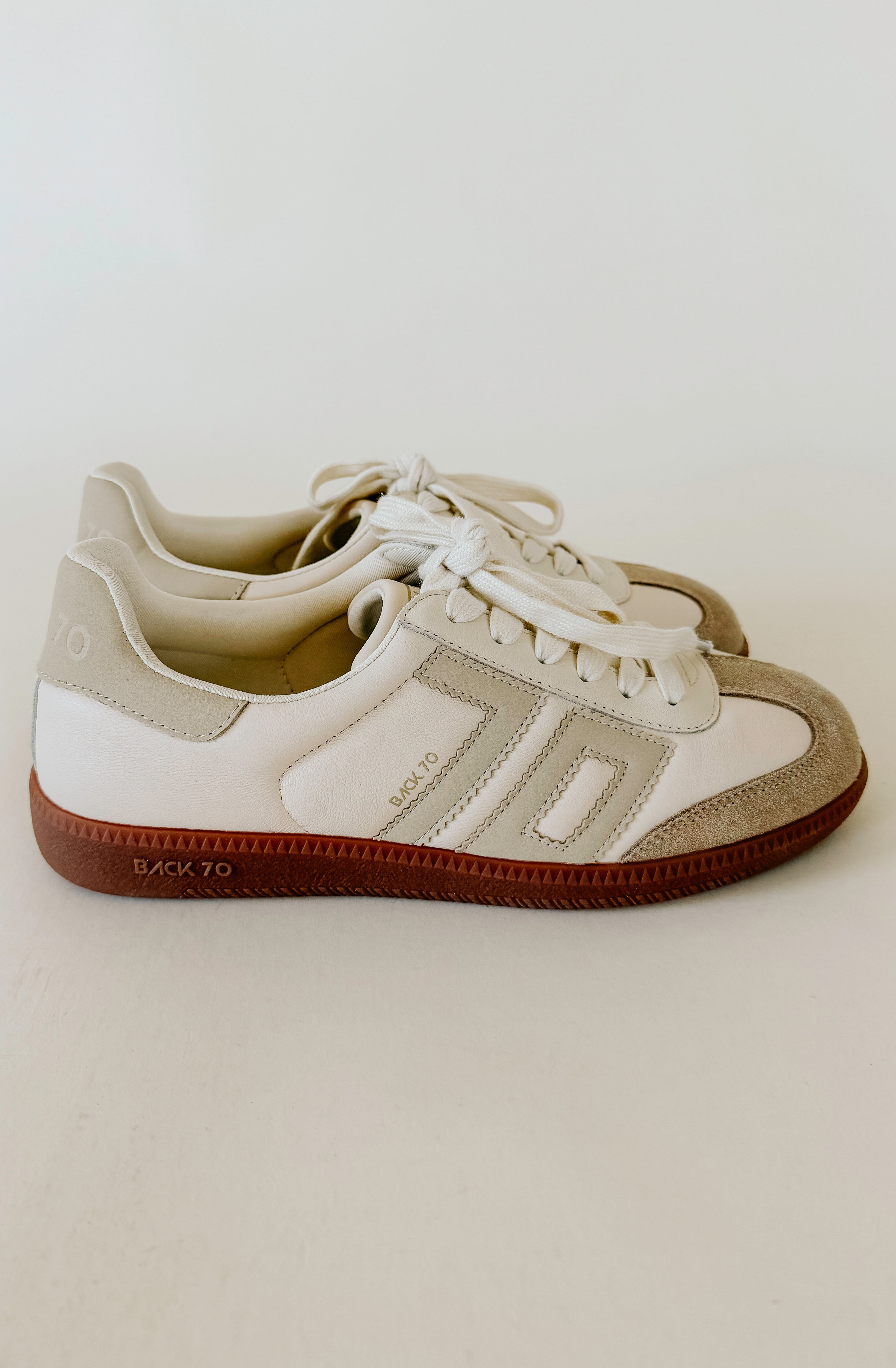 BACK 70 CLOUD D26 SNEAKER