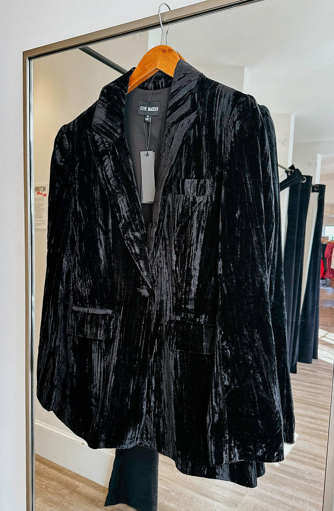 STEVE MADDEN IMAAN VELVET BLAZER