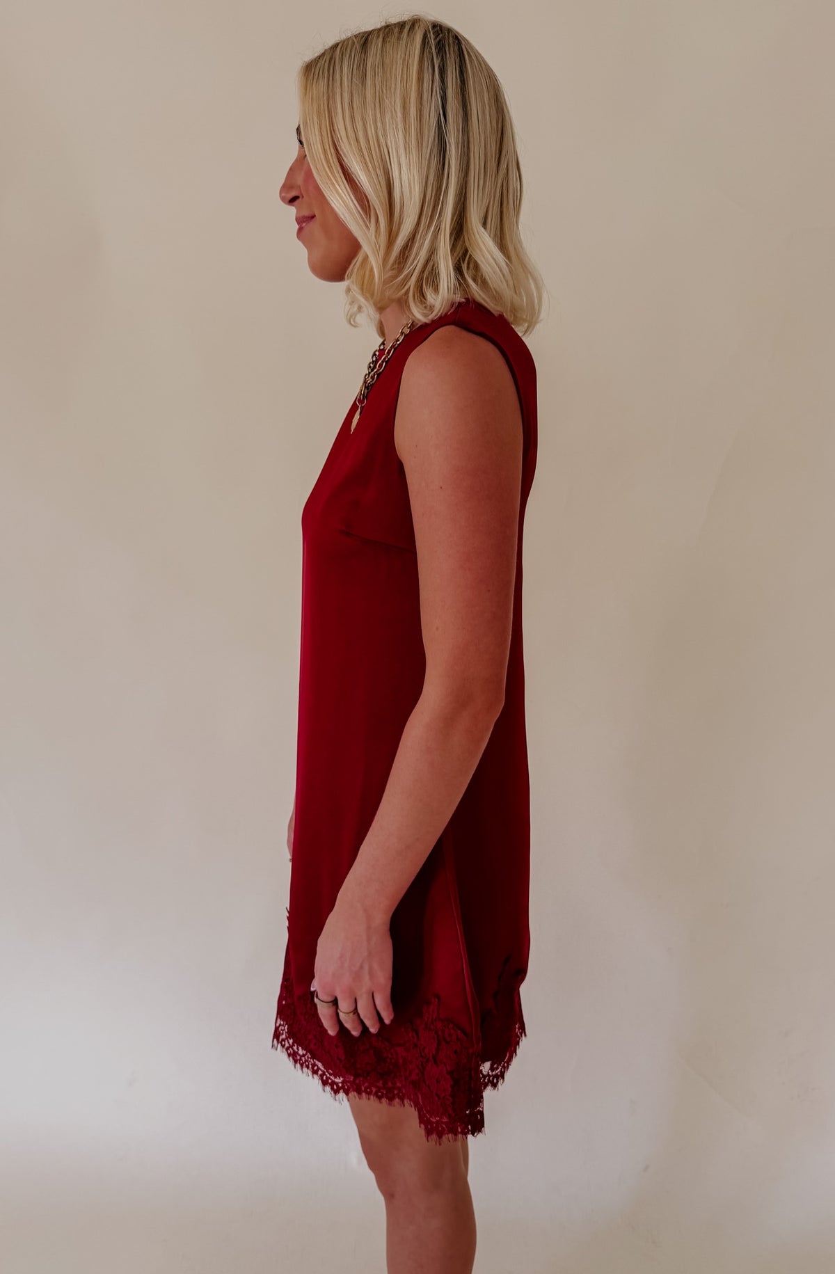 WINE LATER LACE TRIM DRESS