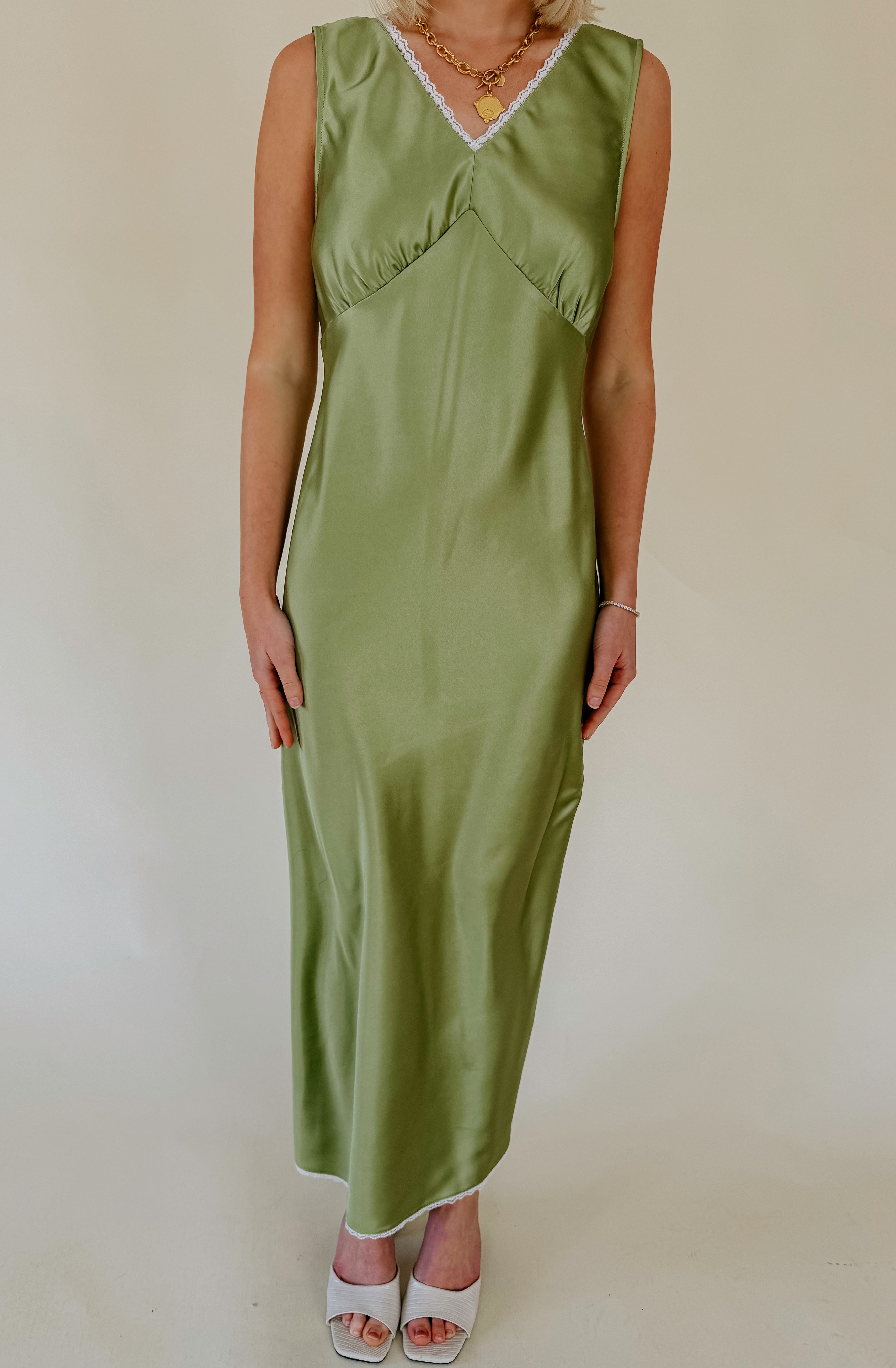 THE VICTORIA MIDI DRESS