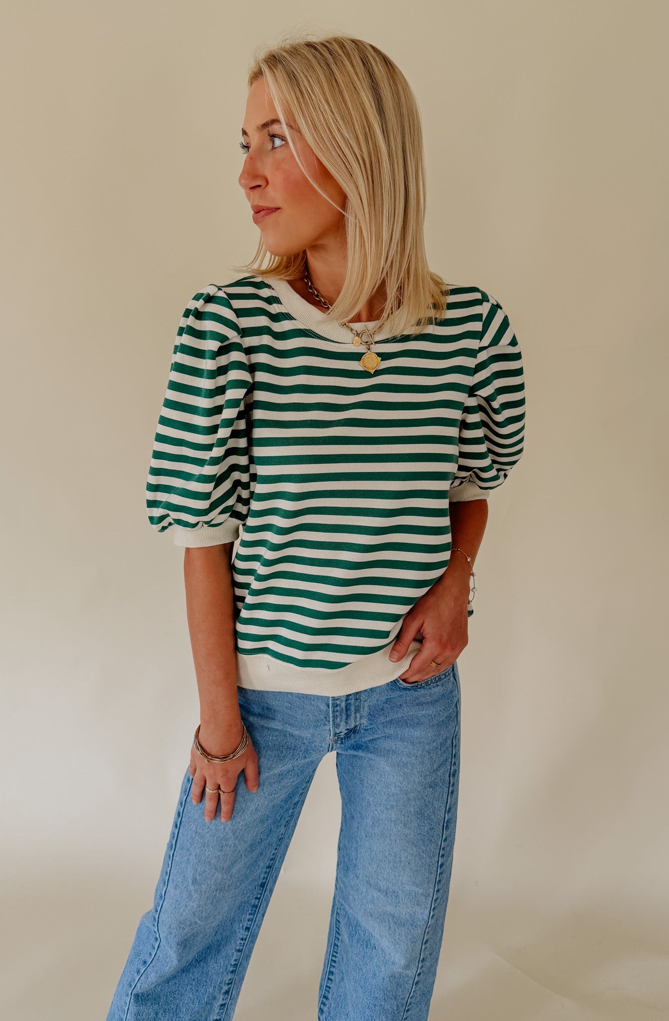 NO DOUBTS STRIPED PULLOVER TEE