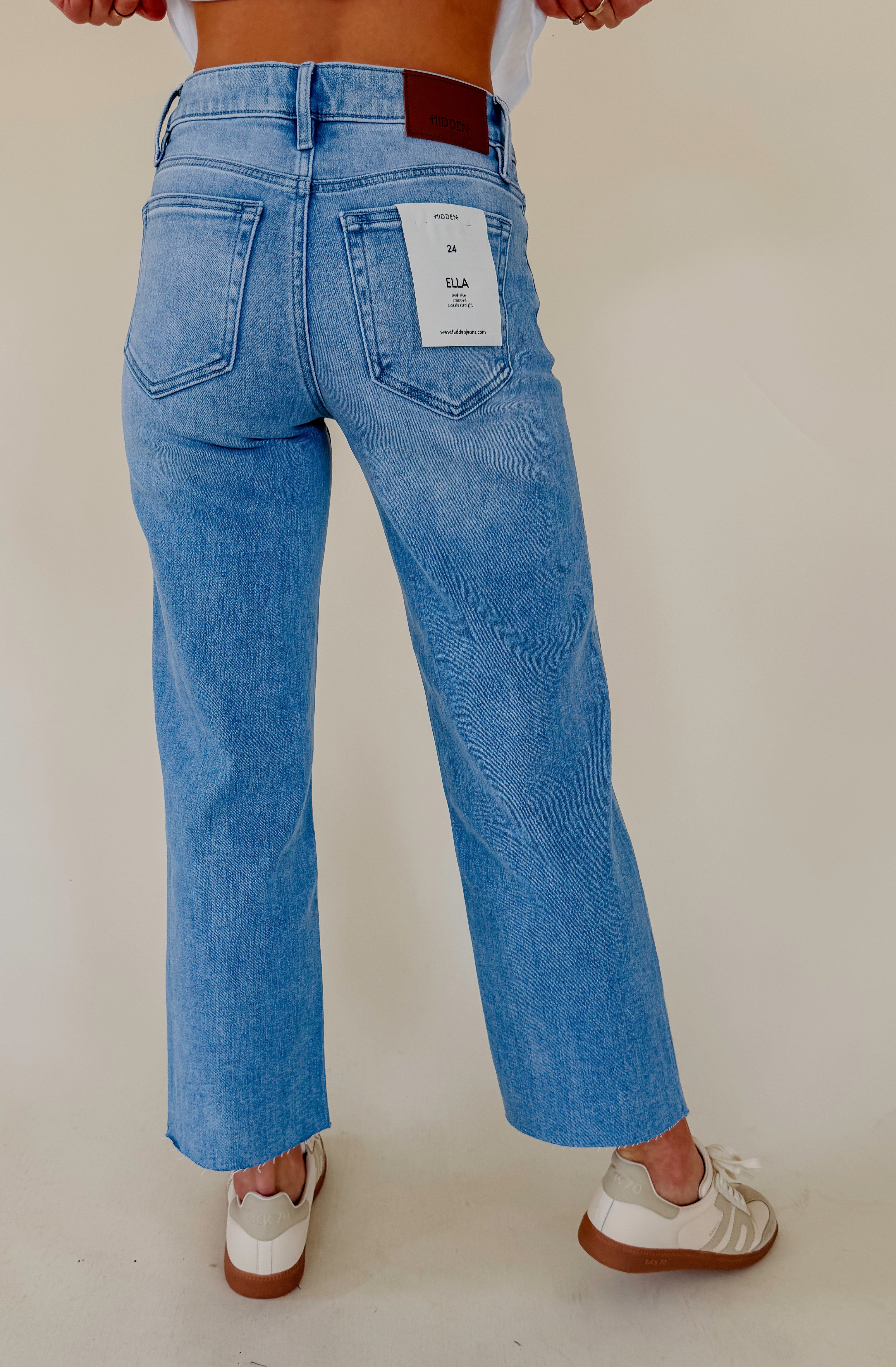 HIDDEN ELLA MID RISE CLASSIC STRAIGHT DENIM
