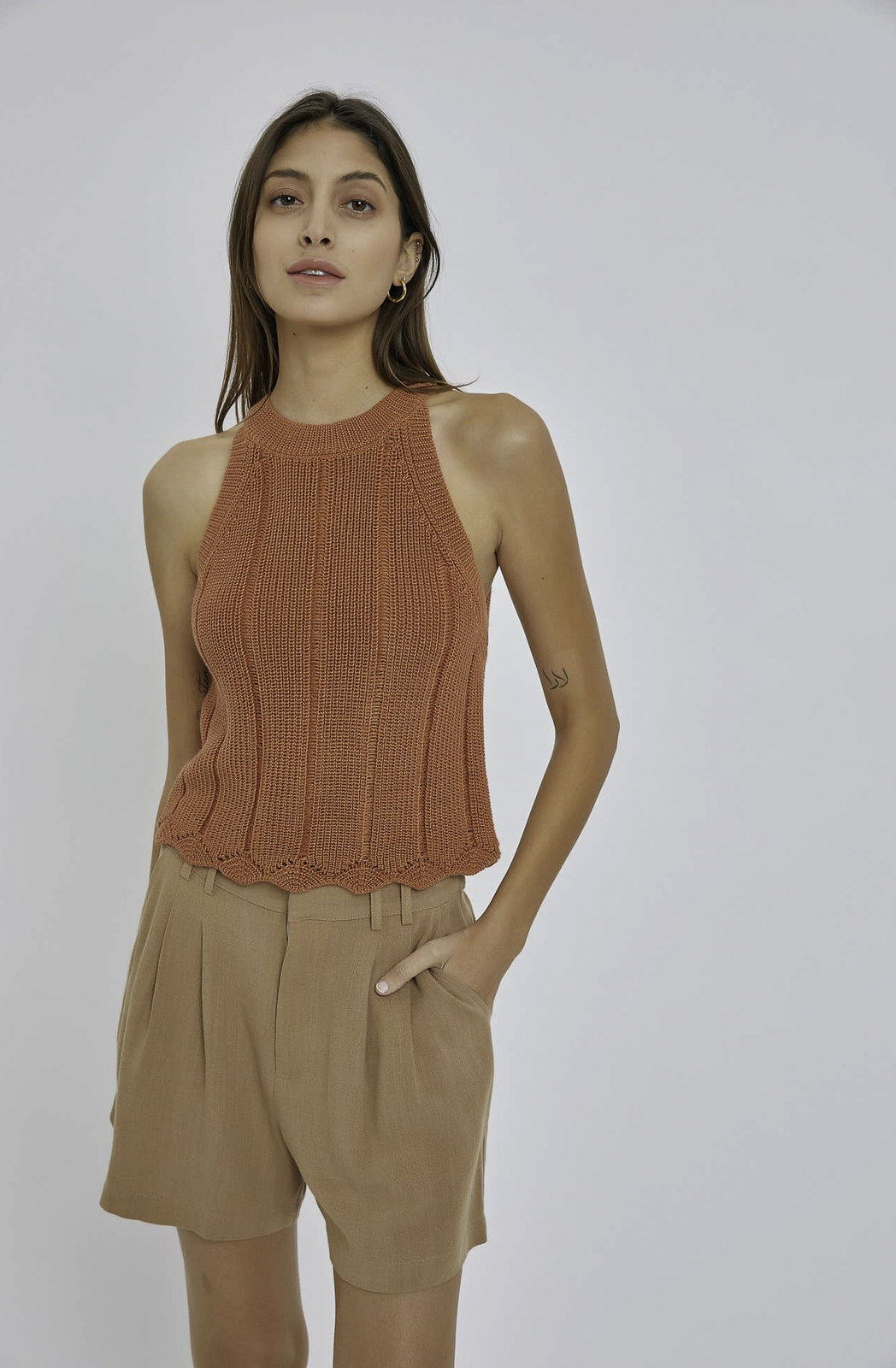 TALL LATTE LINEN SHORTS