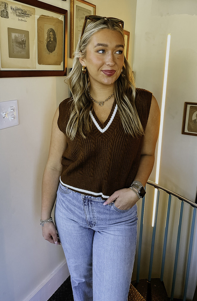 THE AMBER V NECK SWEATER VEST