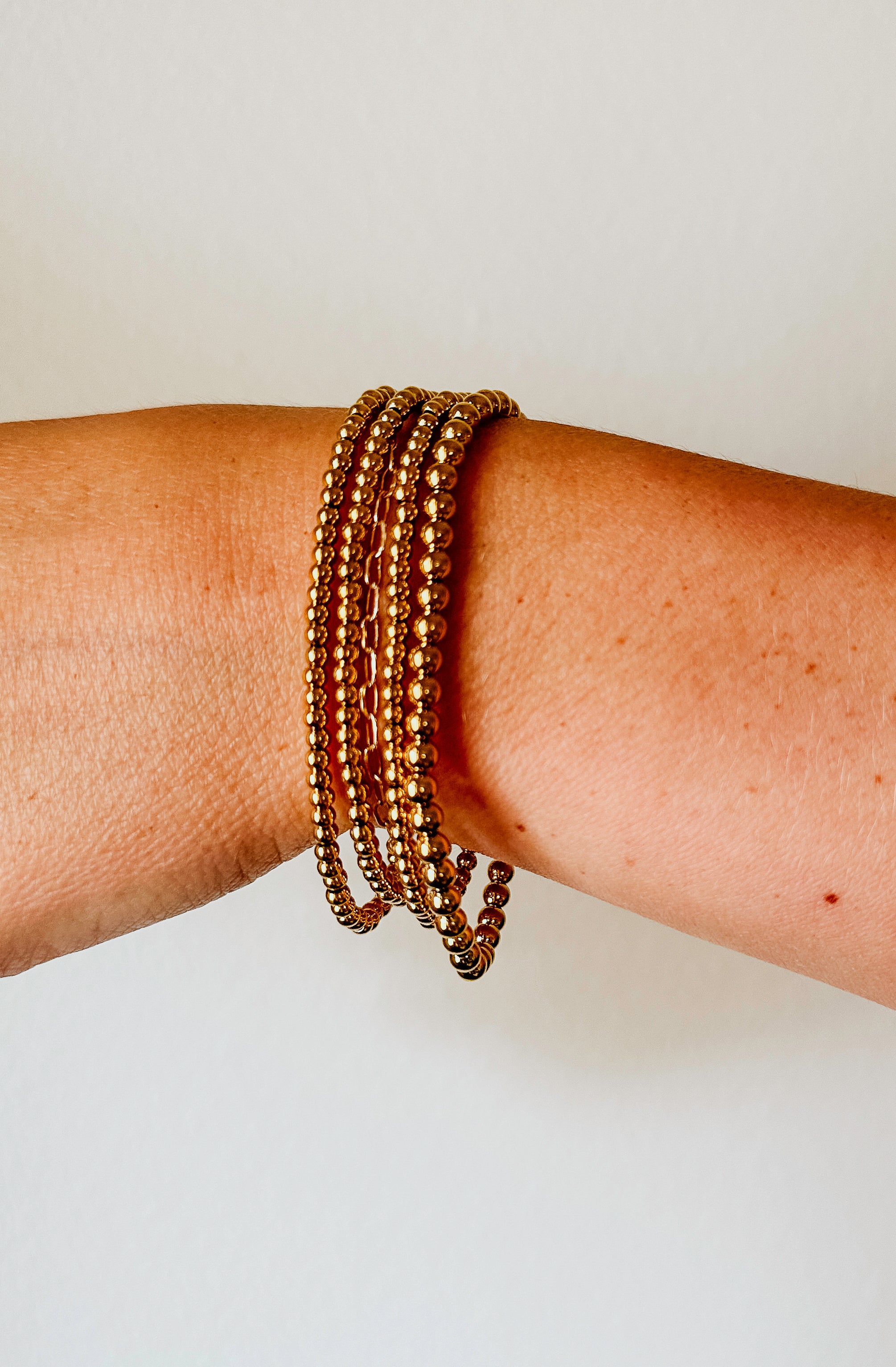 STACK CITY BEADZ THE CLASSIC STACKABLE BRACELET IN MEDIUM