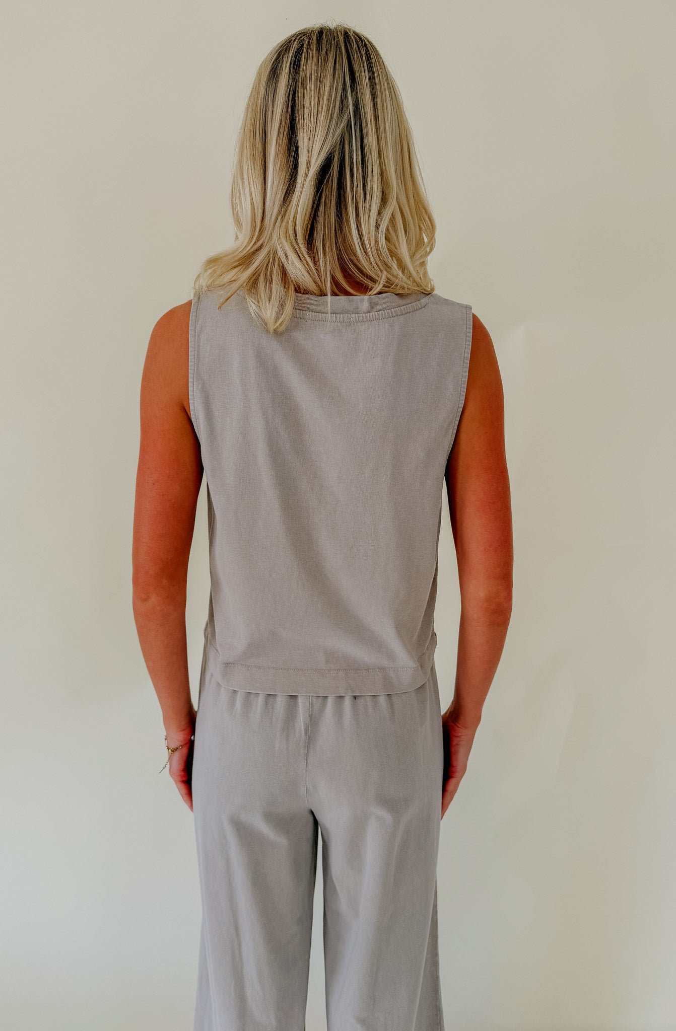 Z SUPPLY SLOANE V-NECK TOP