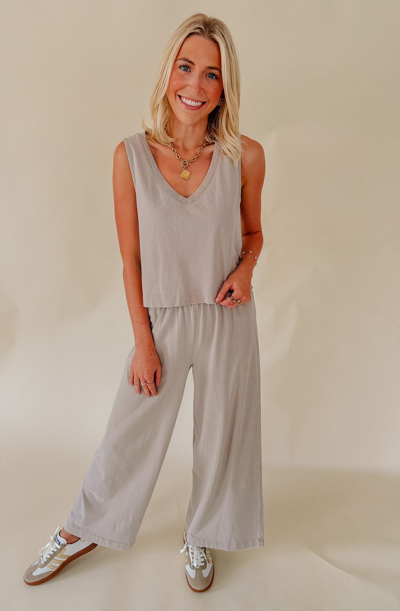 Z SUPPLY SLOANE V-NECK TOP