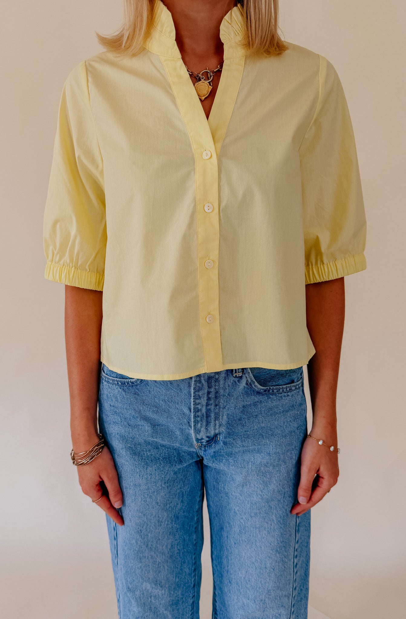 THE NICOLE POPLIN BLEND CROPPED BLOUSE