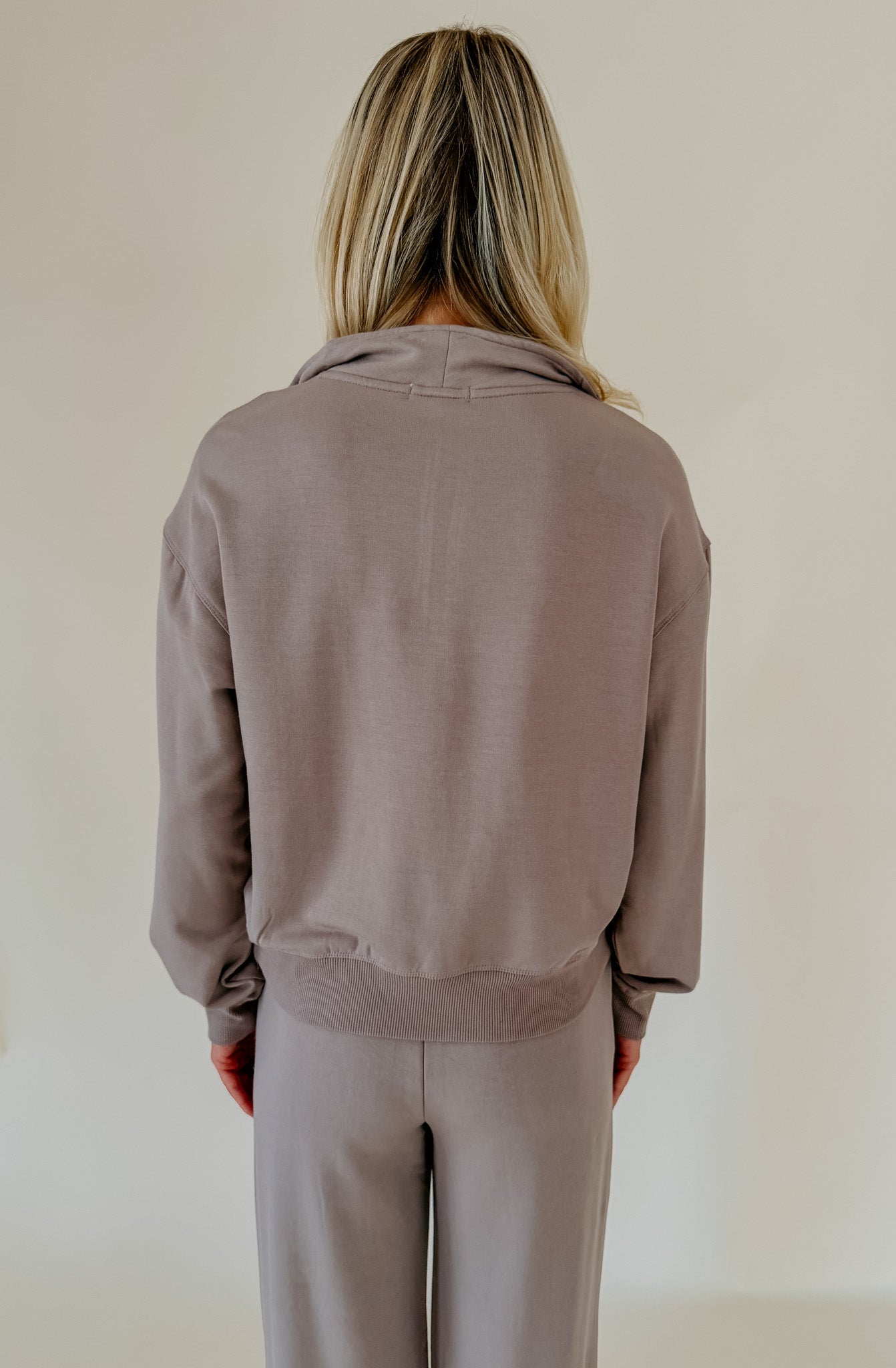 Z SUPPLY GATE CHECK MODAL SWEATSHIRT