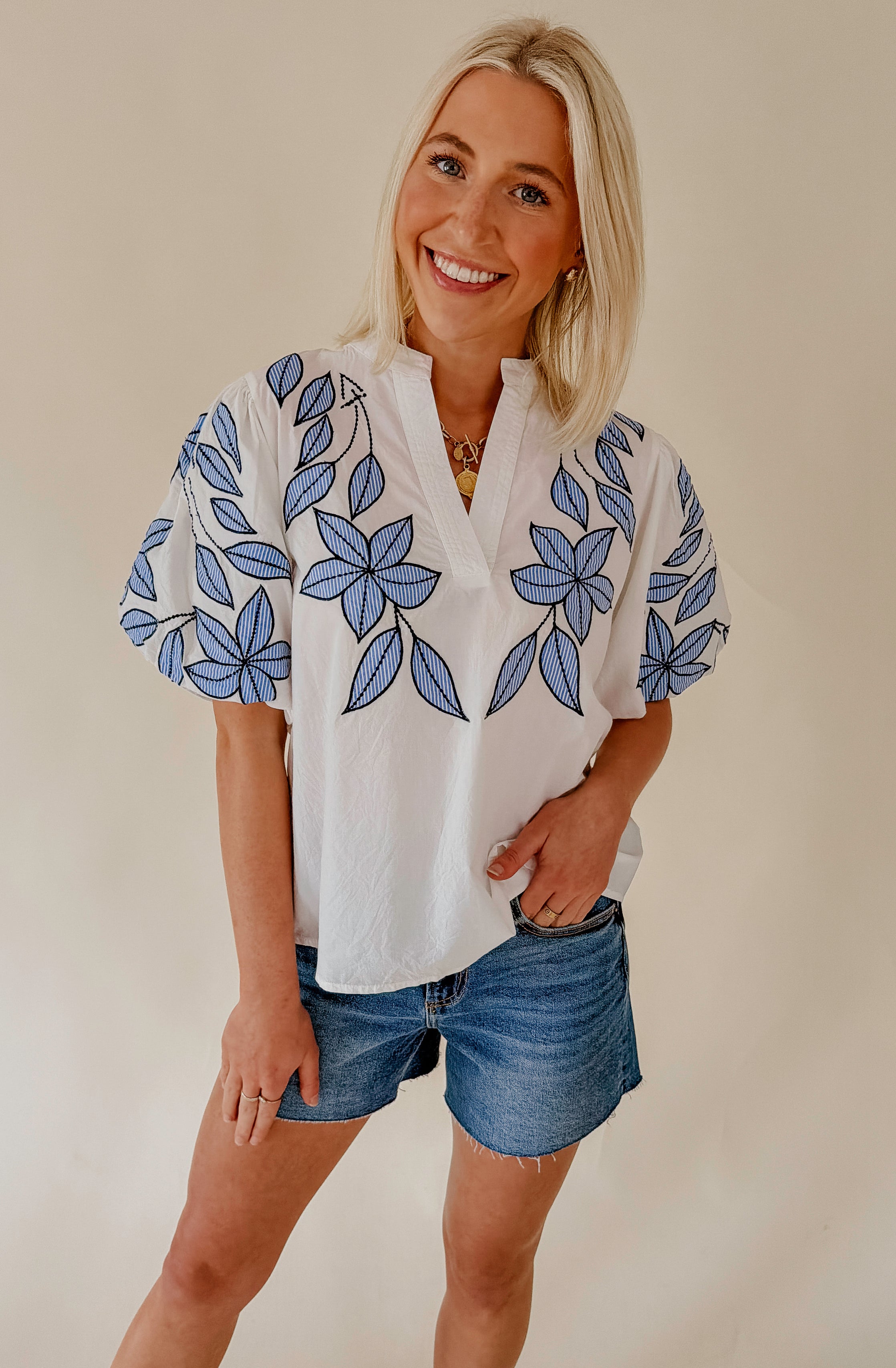 SUMMER DAYS FLORAL BLOUSE