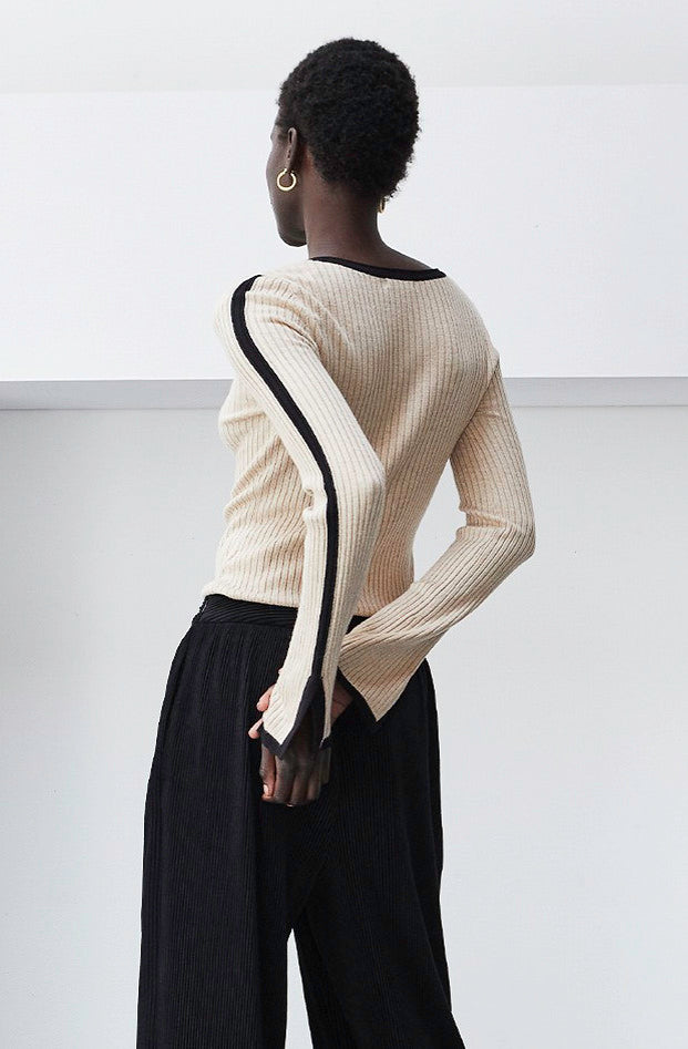 THE ISLA SQUARE KNIT TOP