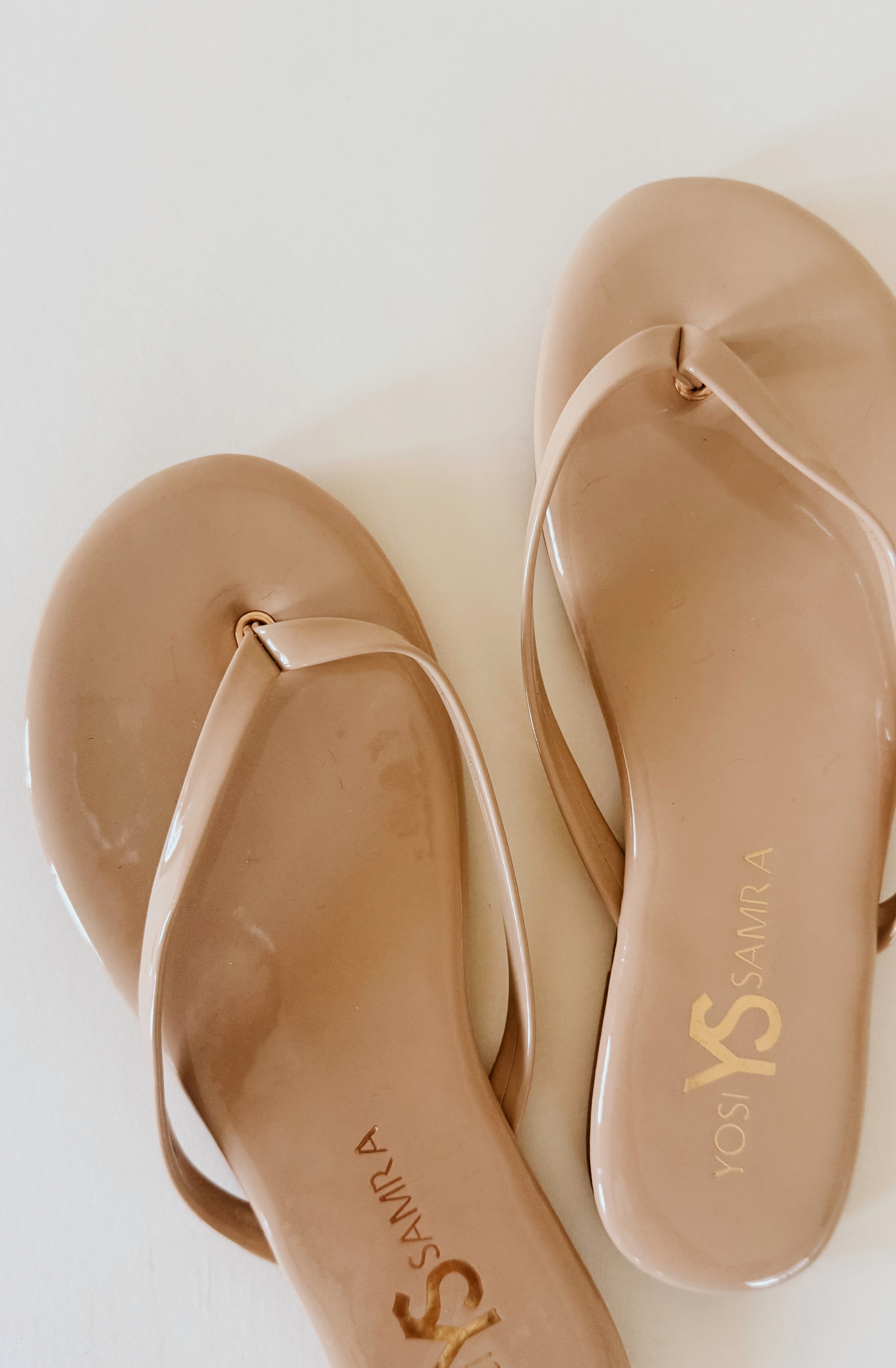 RIVINGTON FLIP FLOPS (MULTIPLE COLORS)