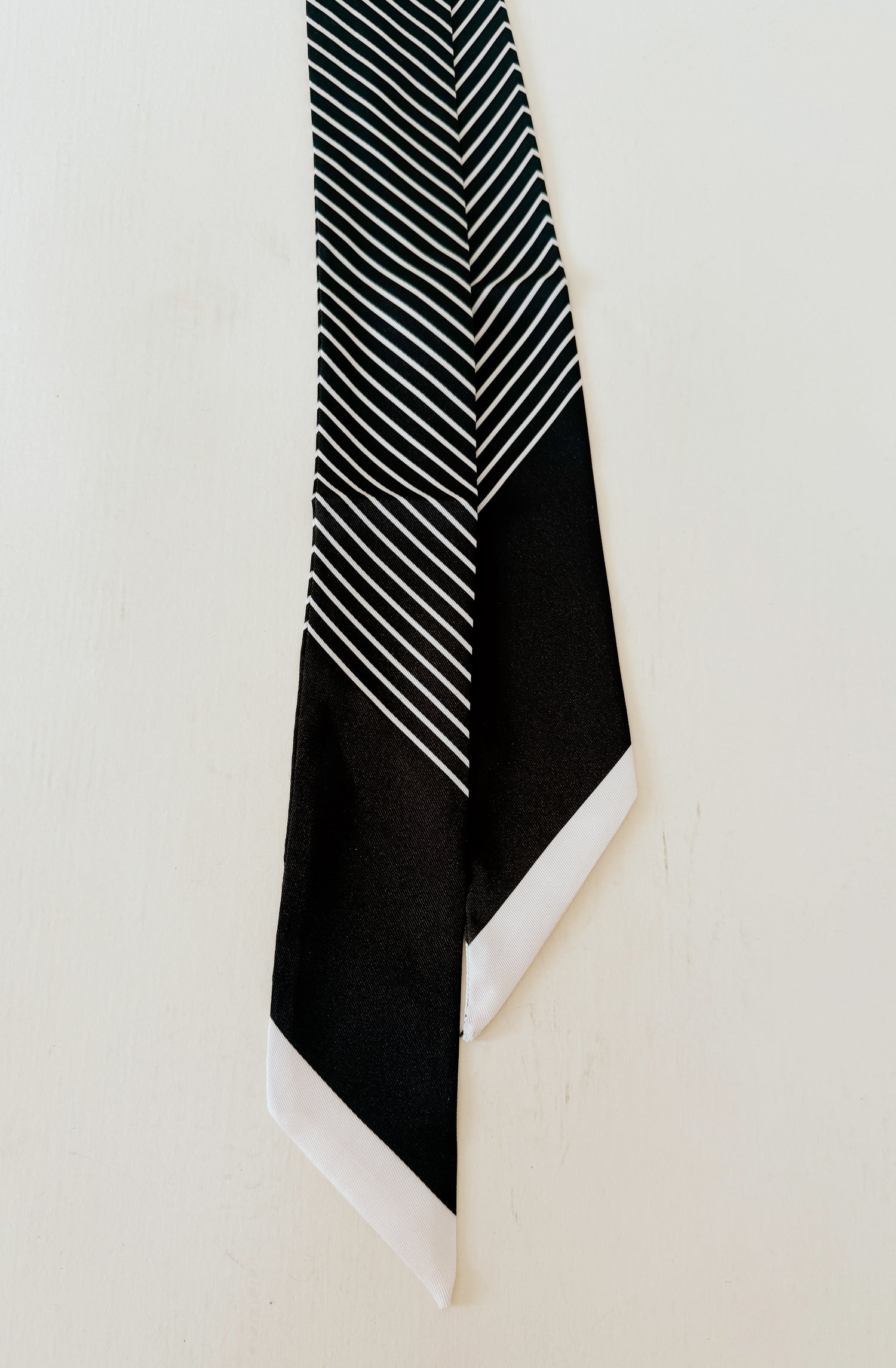 MULTI-USE SCARF (MULTI PRINTS)