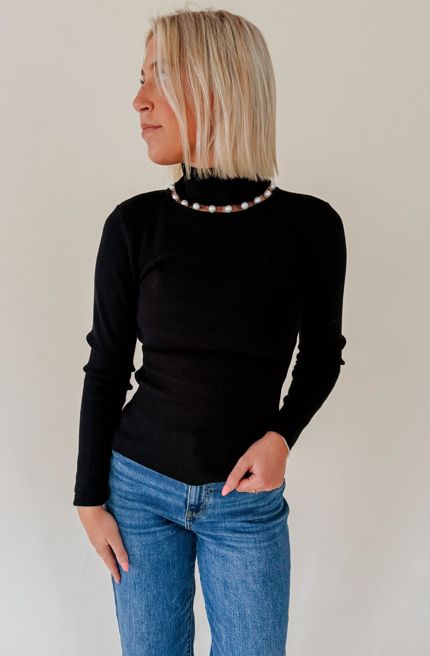 ALL IN THE DETAILS PEARL TURTLENECK