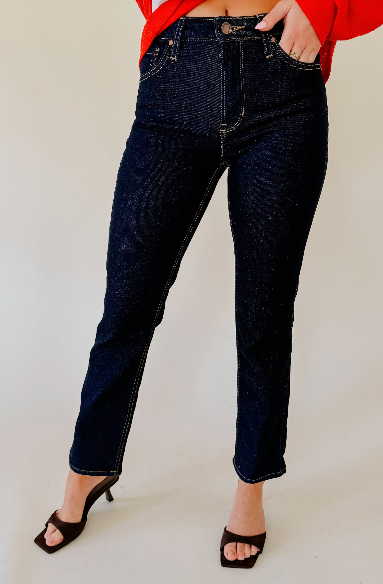 JUST BLACK CLEAN MID RISE STRAIGHT DENIM