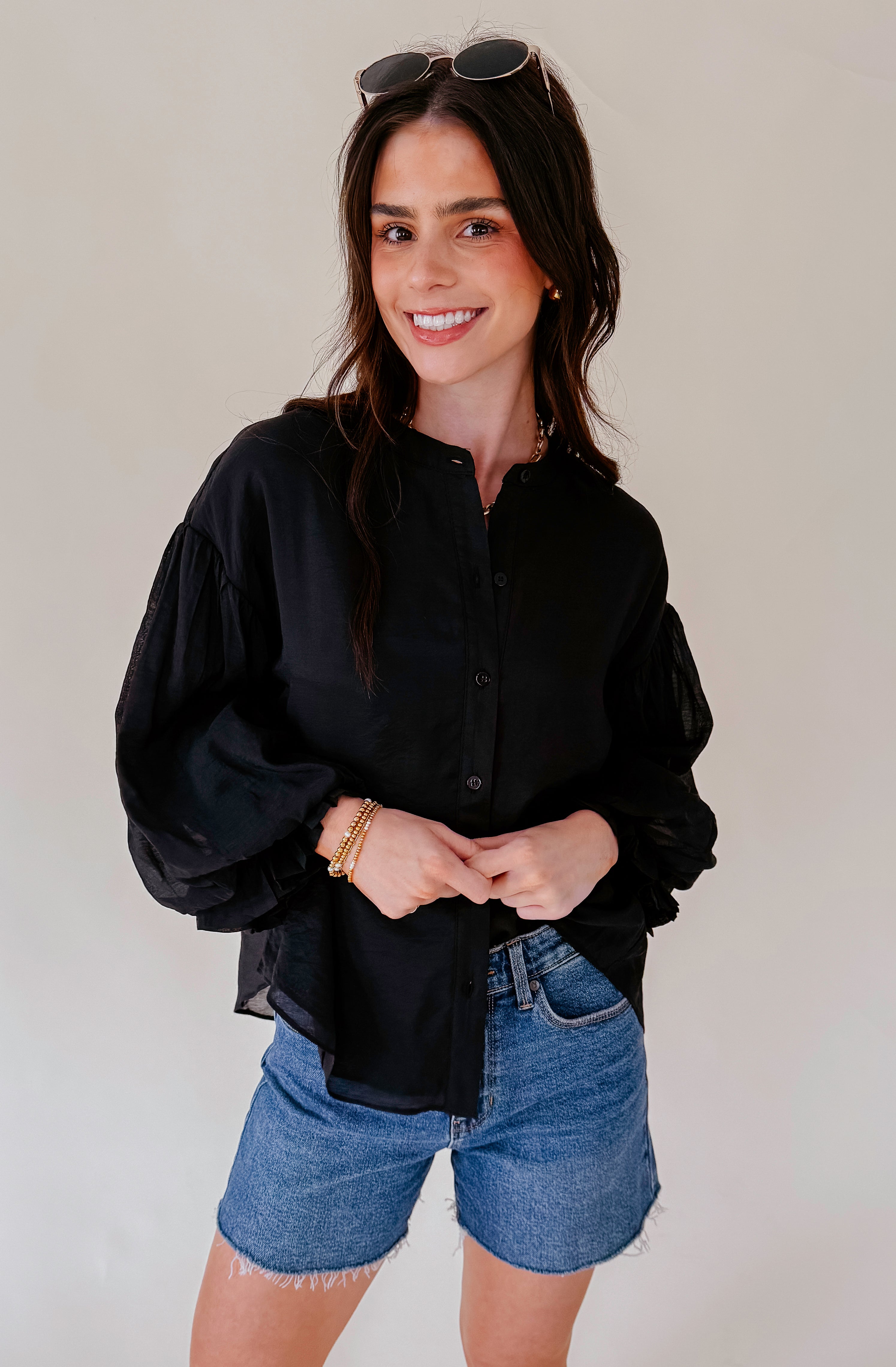 PLAIN JANE BUTTON DOWN BLOUSE