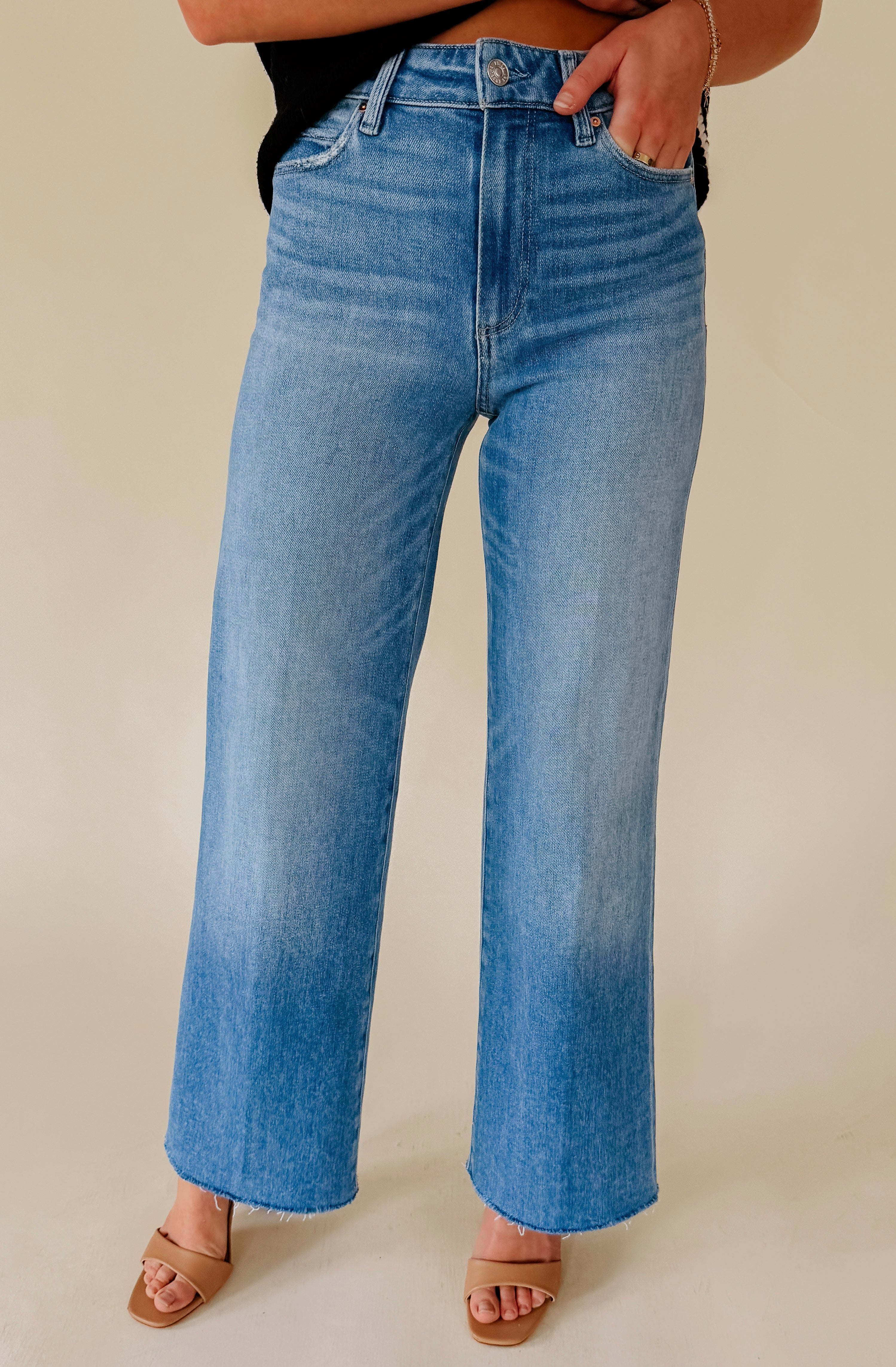 PAIGE ANESSA 31" INCH RAW HEM DENIM