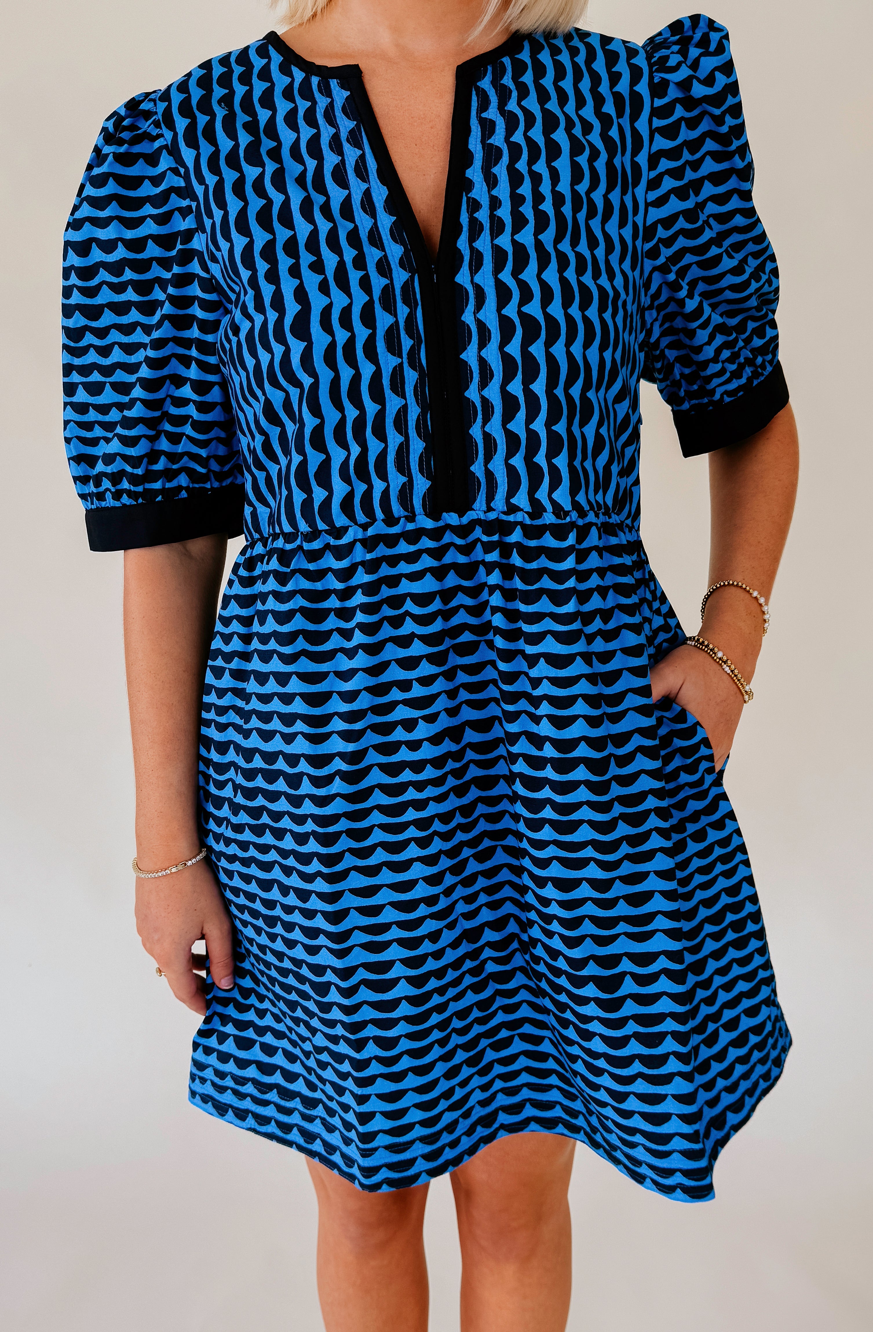 CASTAWAY SCALLOPED MINI