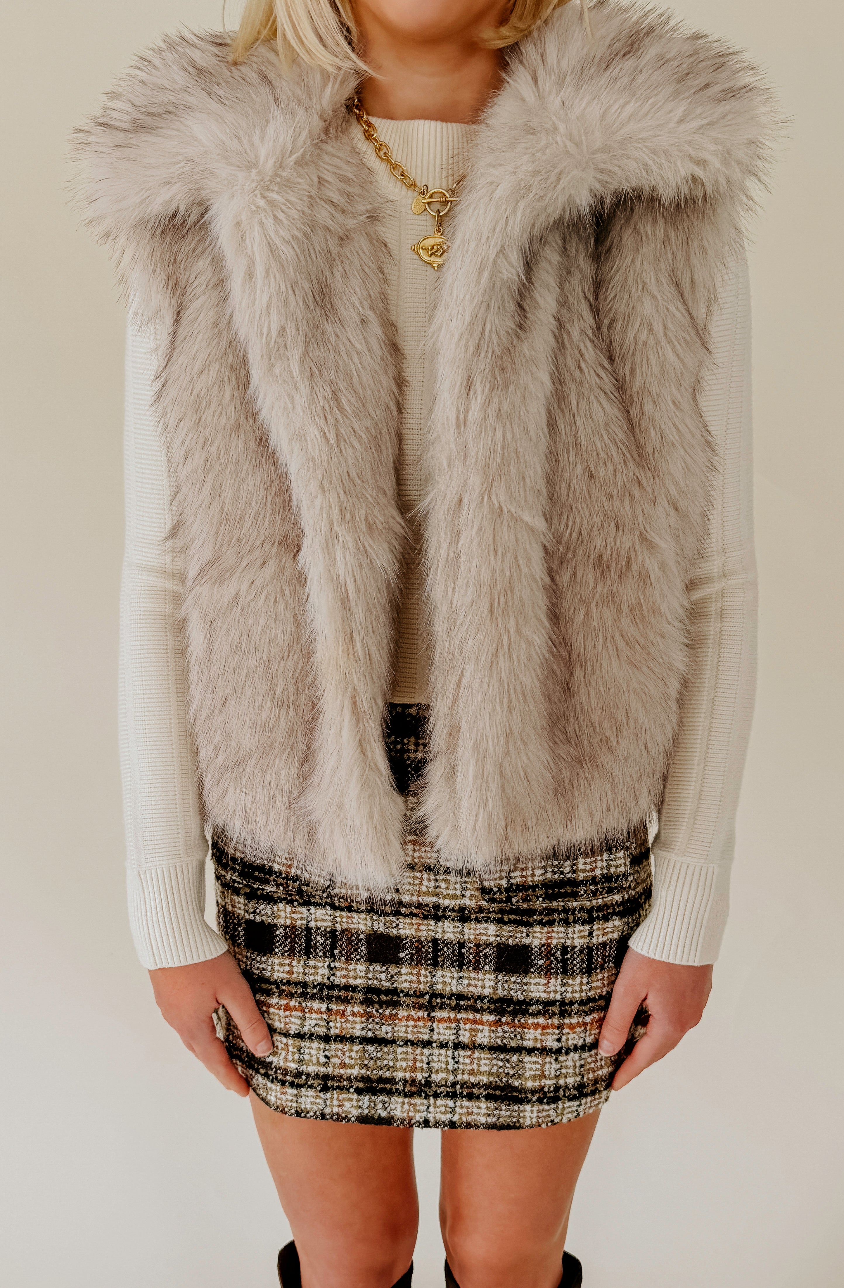 STEVE MADDEN SAFIRA VEST