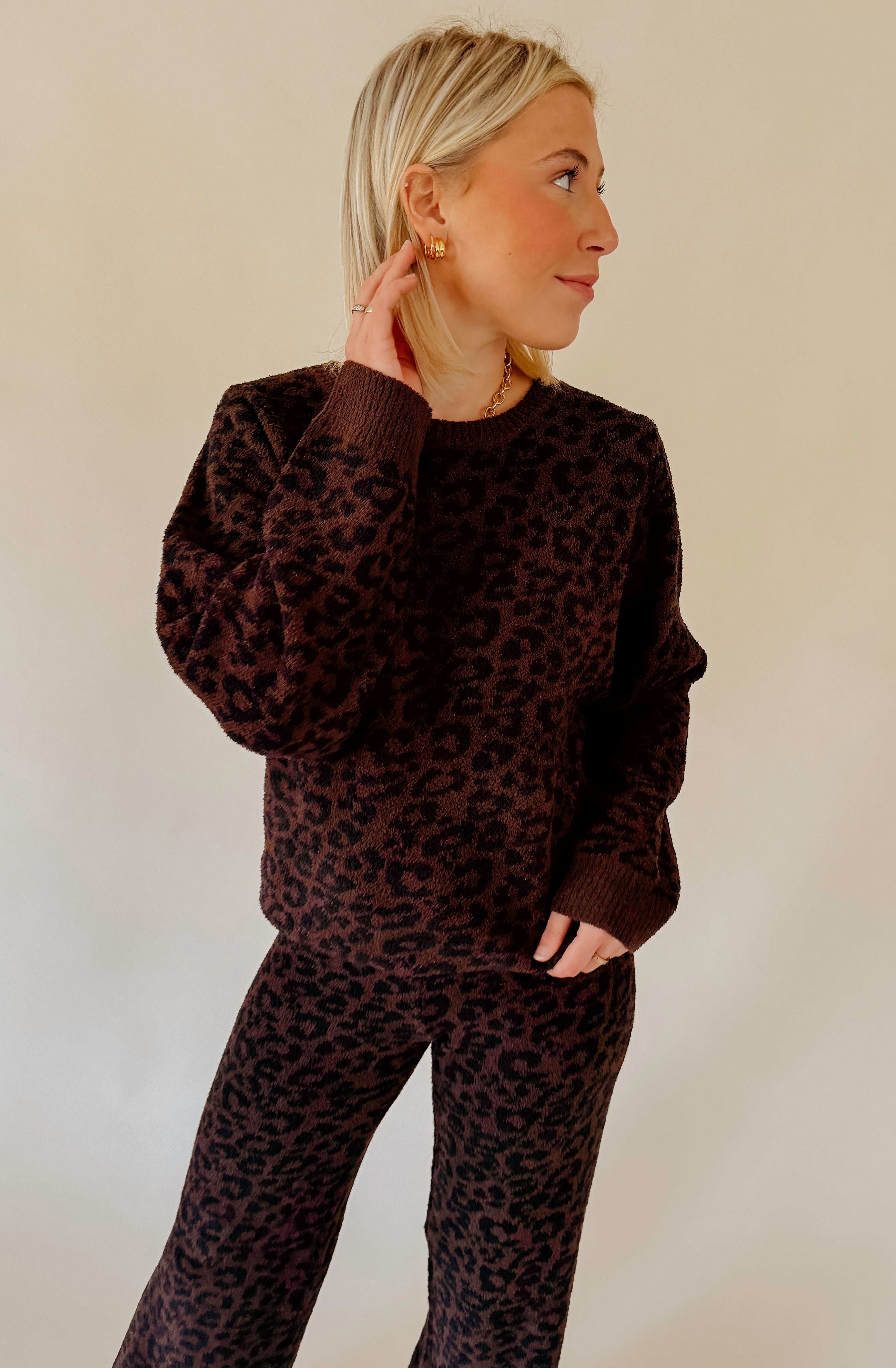 SOFTIES MARSHMALLOW LEOPARD CREW NECK LOUNGE SET