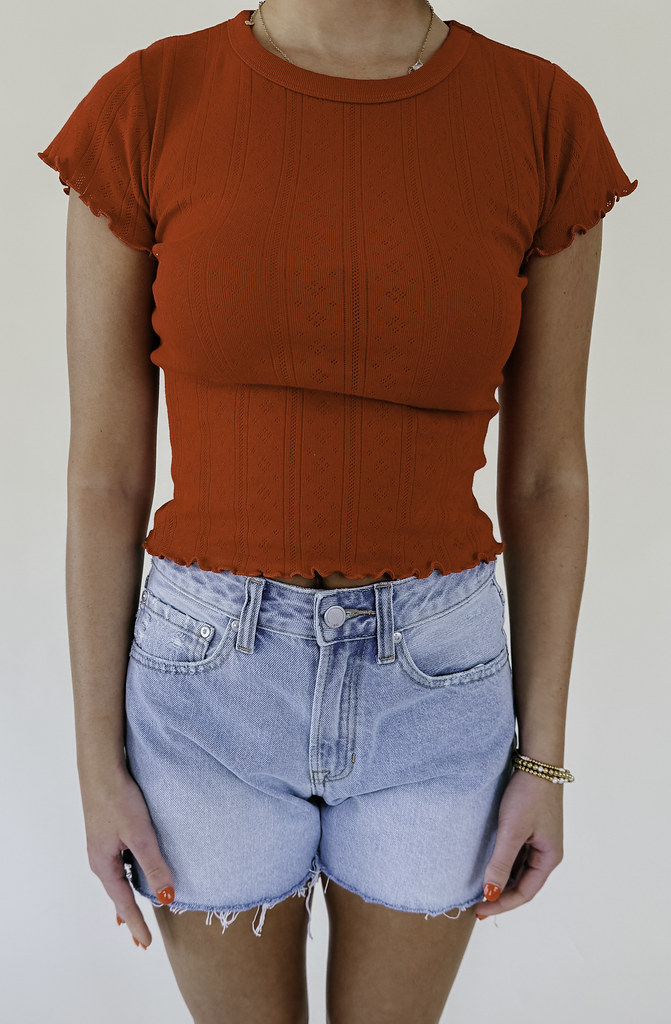 DAZE LILY CHERRY TEE