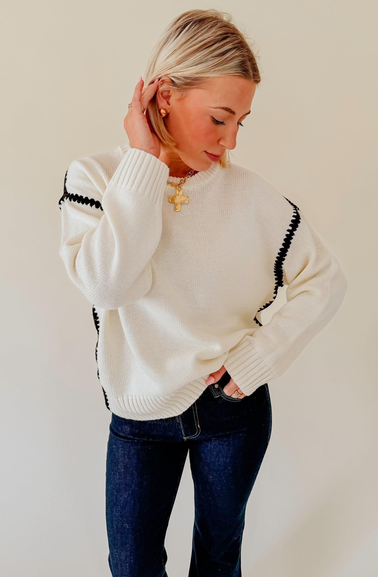 PIECE BY PIECE STITCH DETAILED SWEATER
