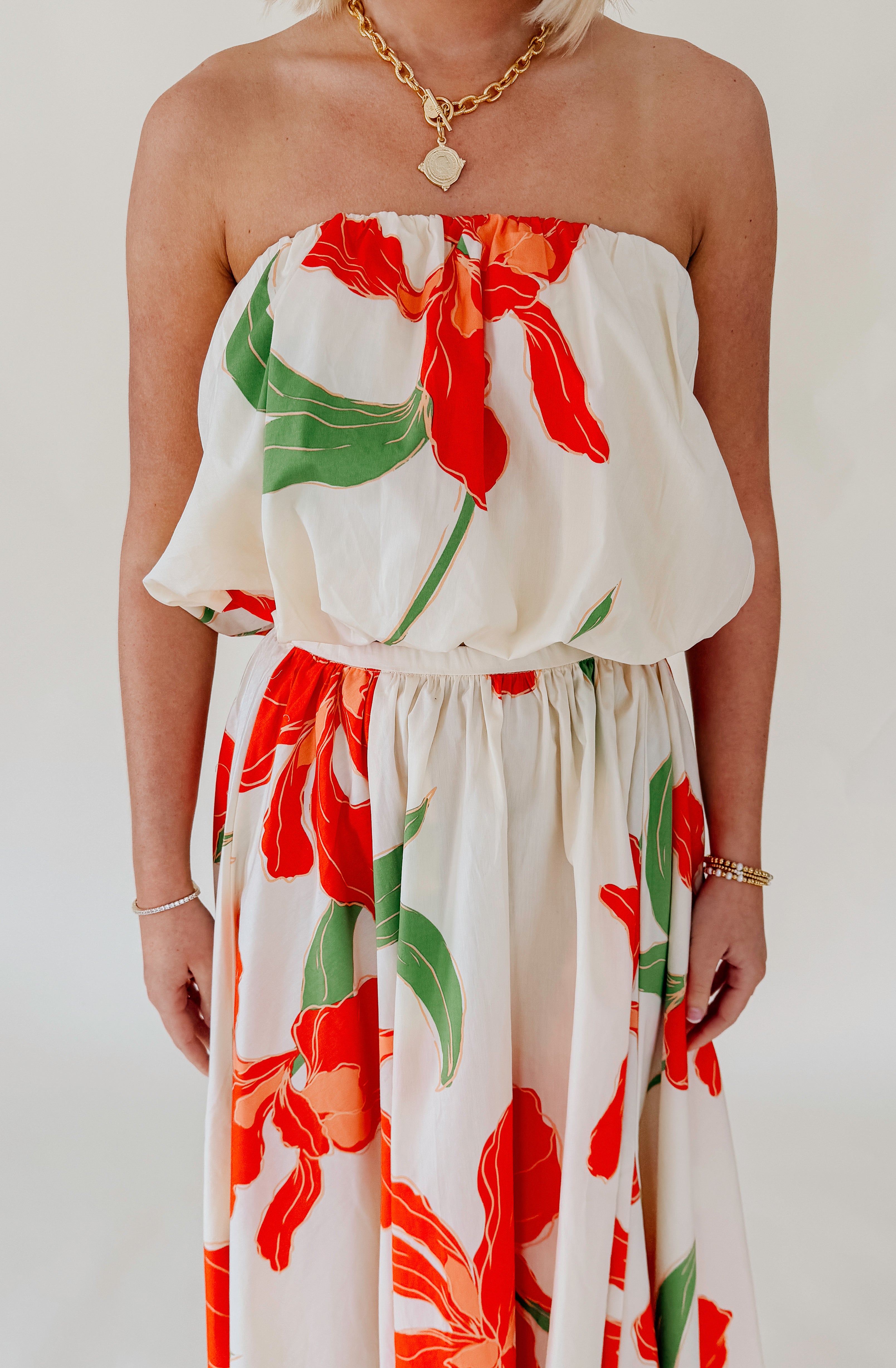 OFF THE GRID STRAPLESS TOP