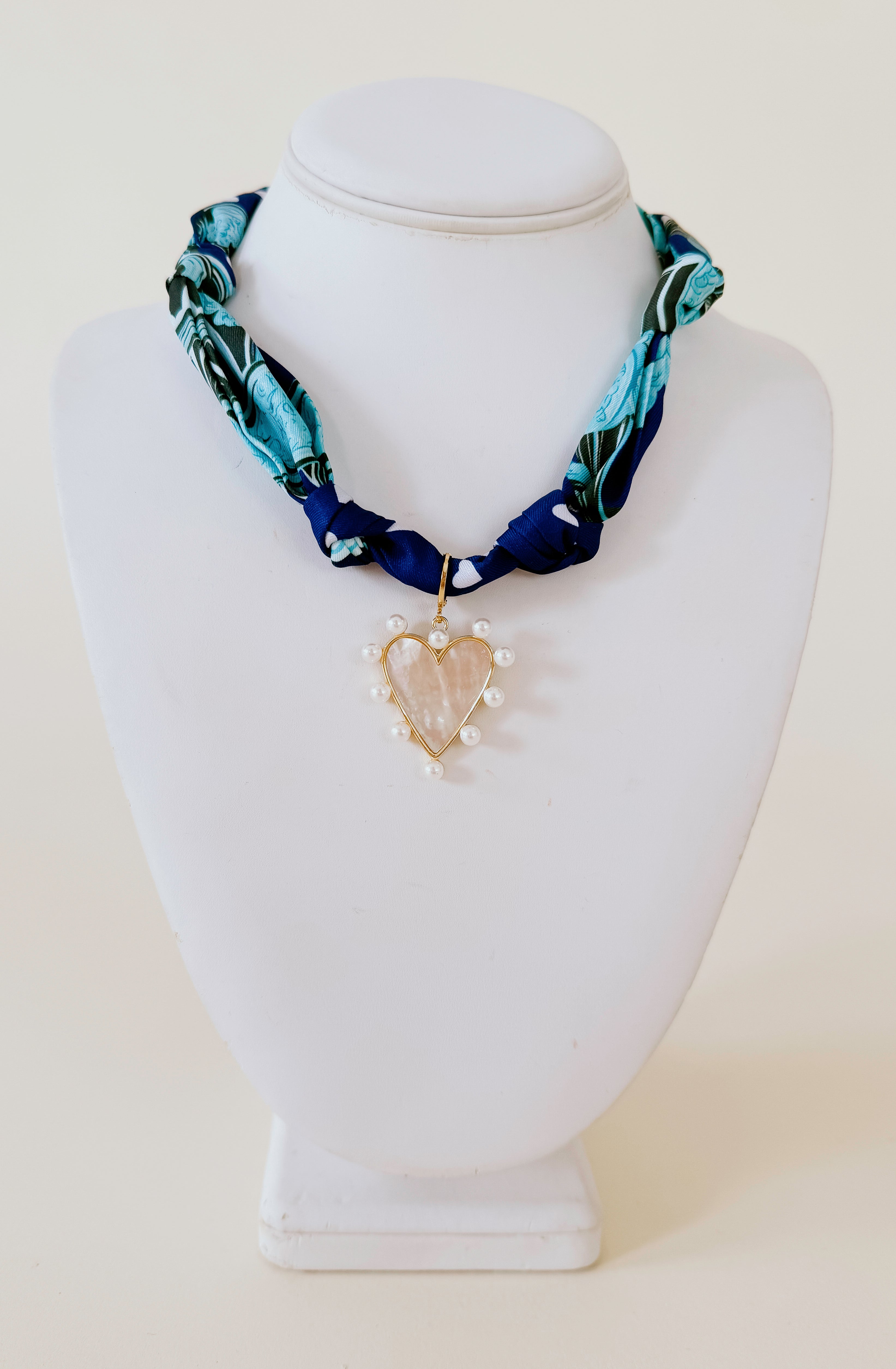SAMANTHA SCARF NECKLACE